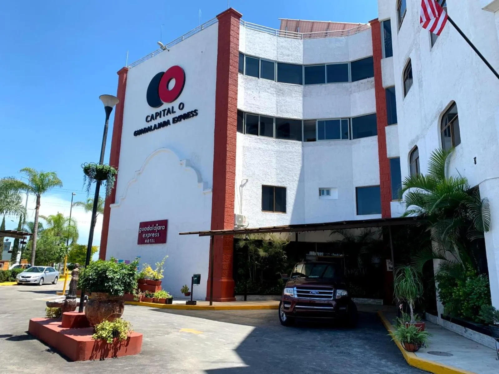 Property building in Guadalajara Express Tonala