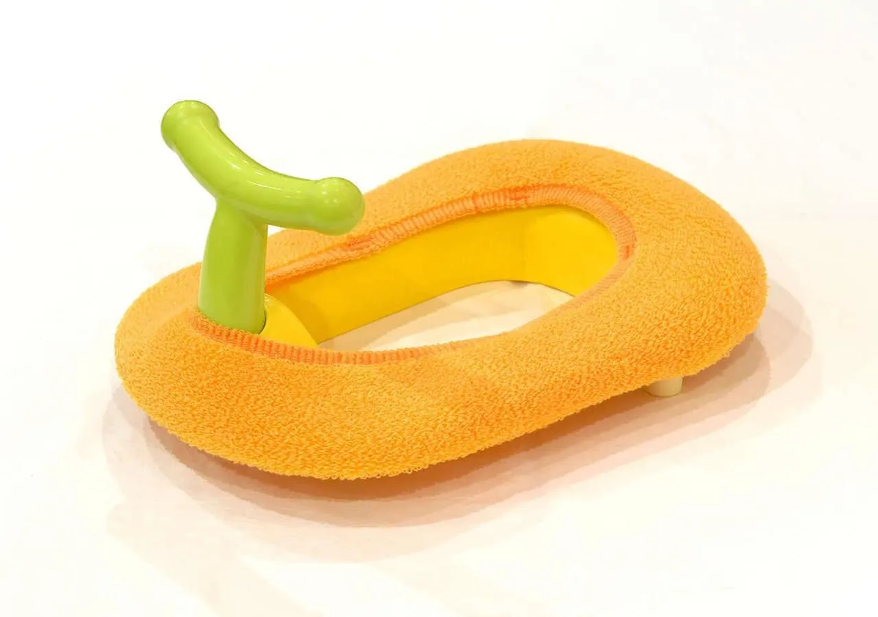 children in Vessel Inn Chiba Station