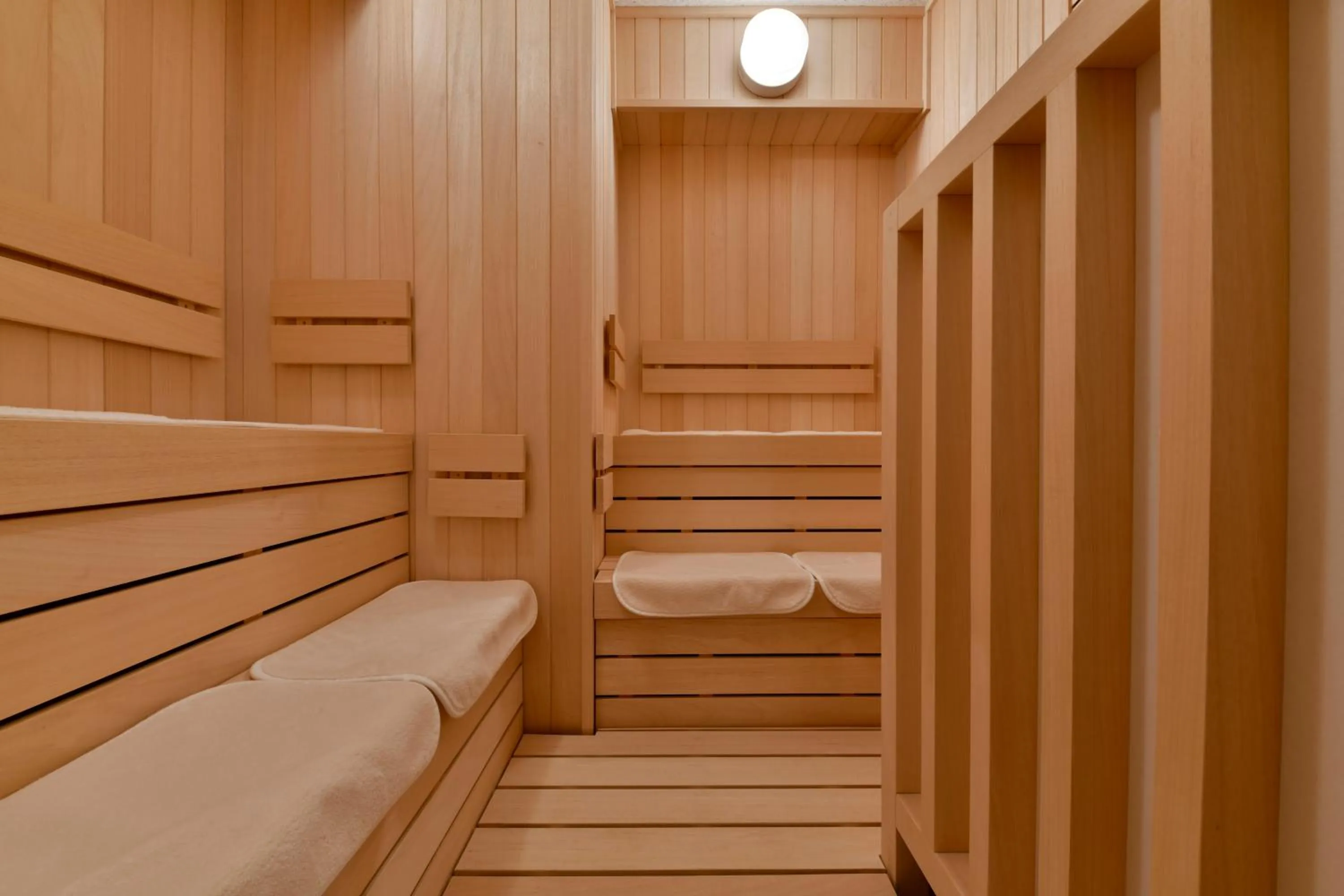 Sauna in Vessel Inn Chiba Station