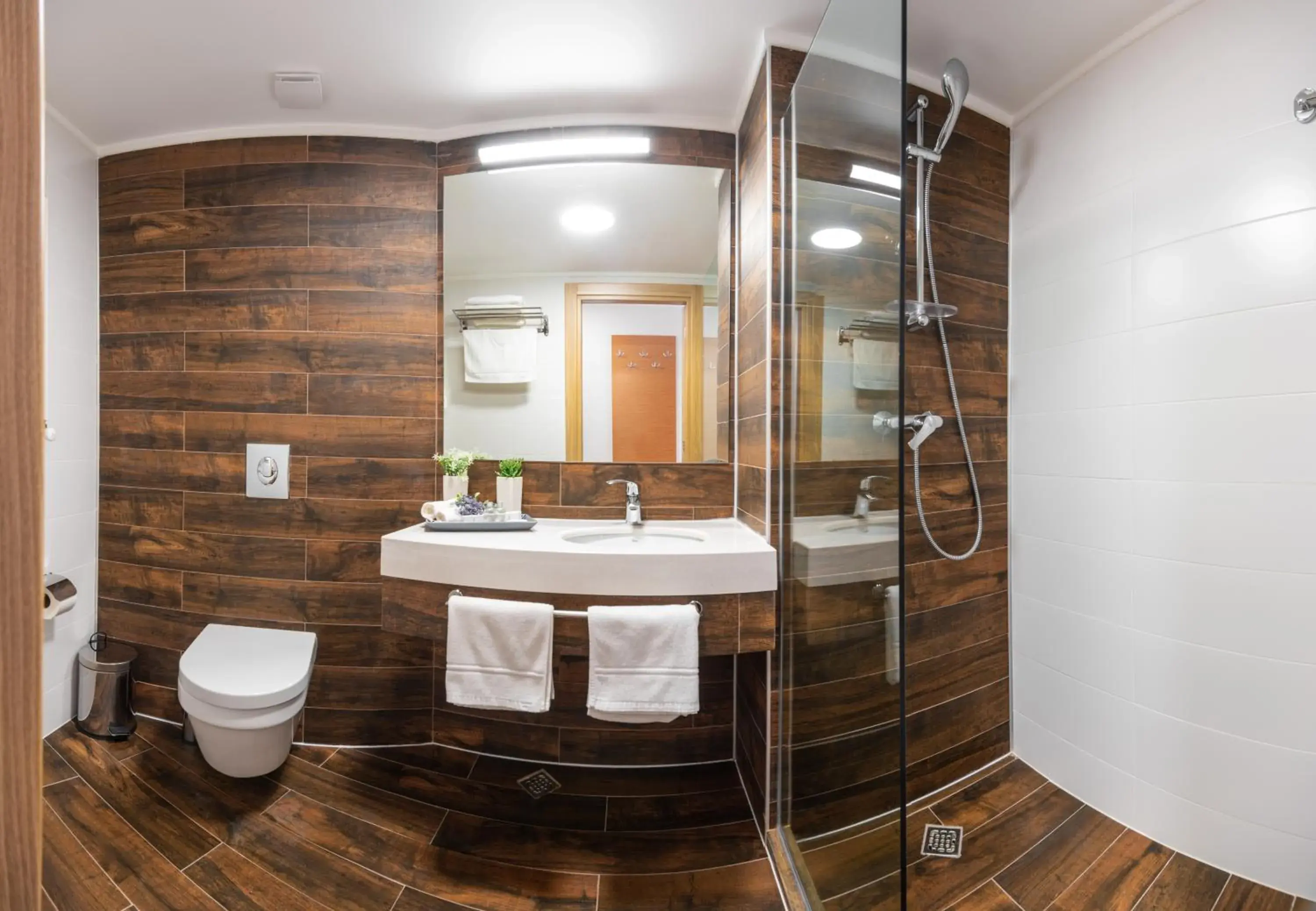 Bathroom in Orbi Palace Hotel Official Bathroom in Orbi Palace Hotel Official