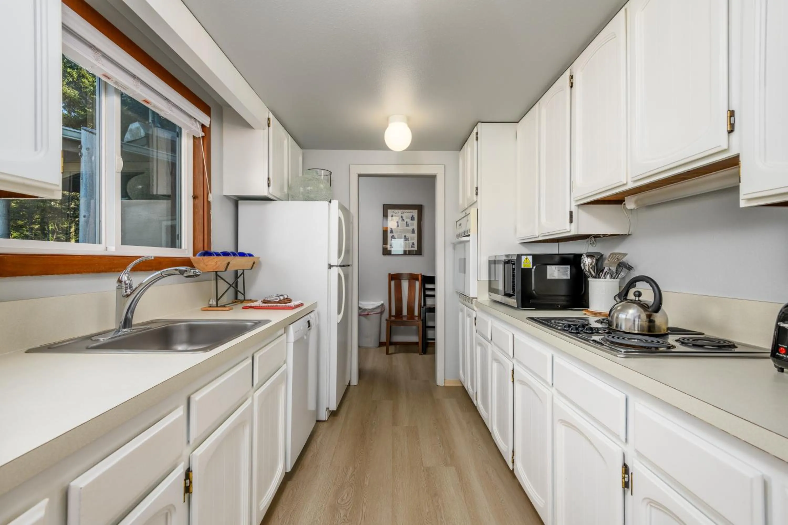 Little Creek Cove Beach Resort