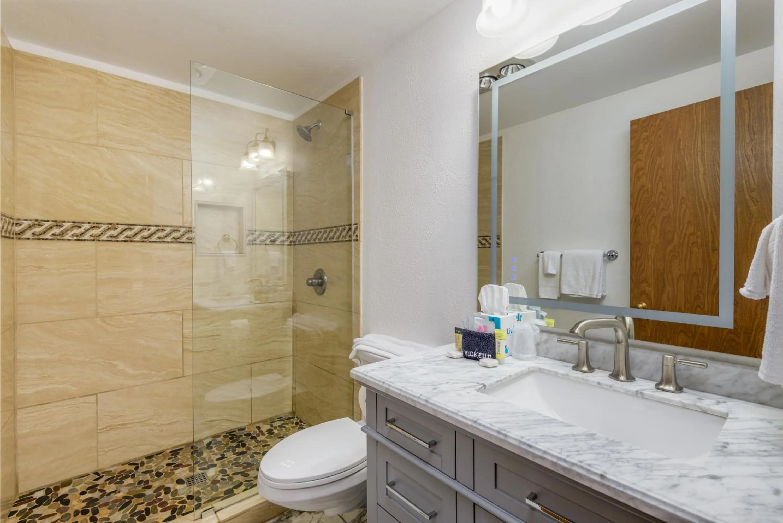 Little Creek Cove Beach Resort