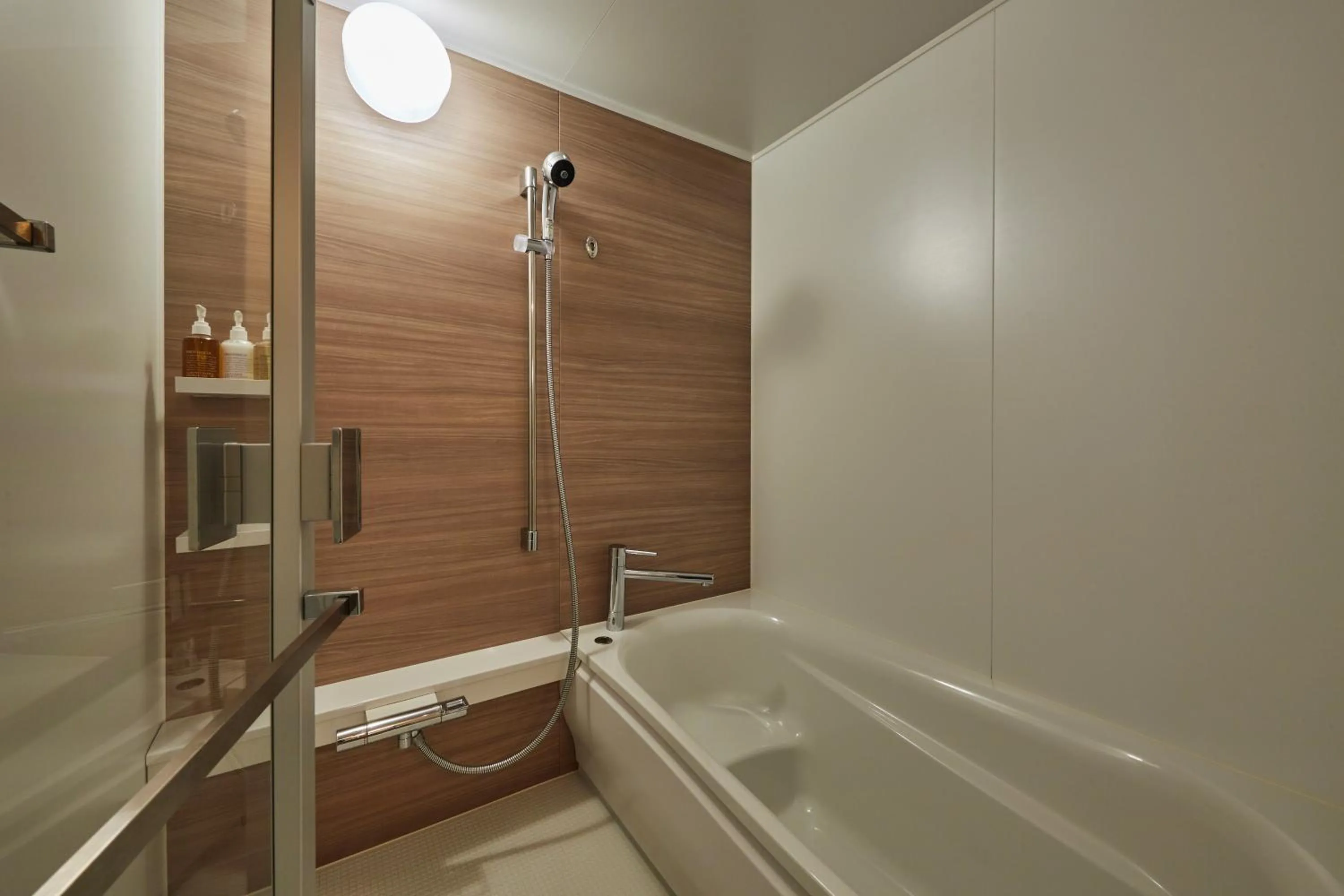 Bath in Hamacho Hotel Tokyo