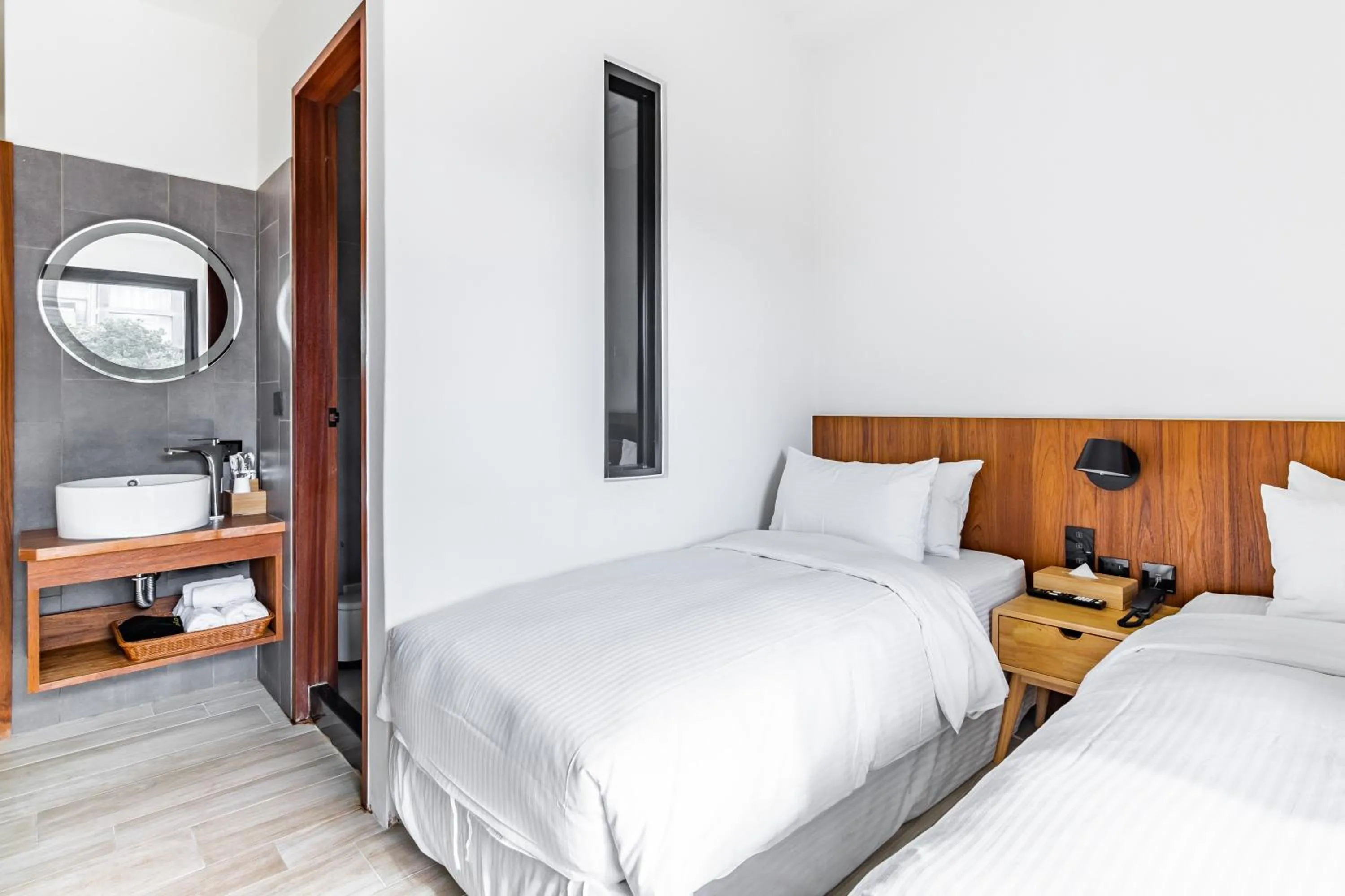 Bed in Kenting Sea Wall 112