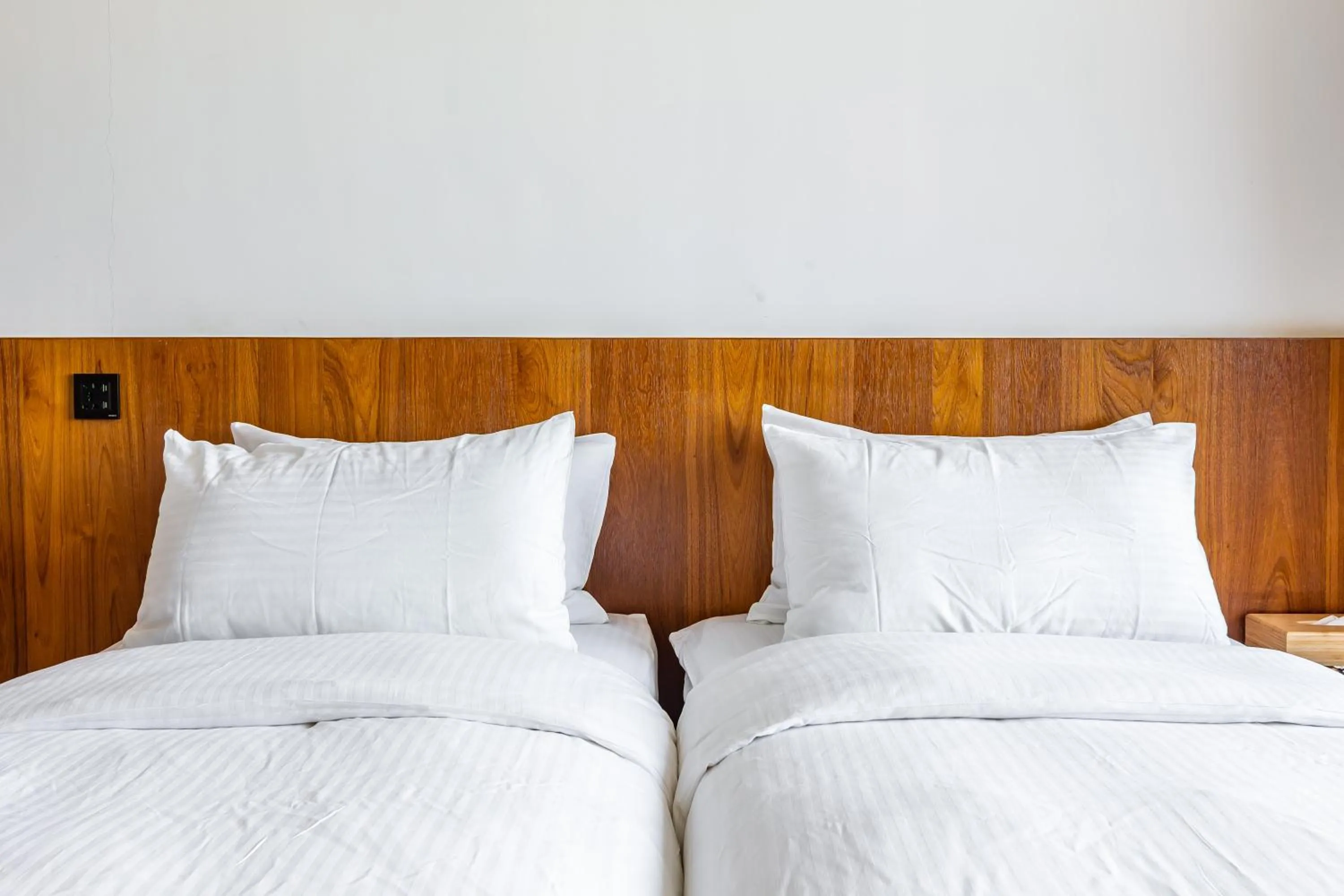 Bed in Kenting Sea Wall 112