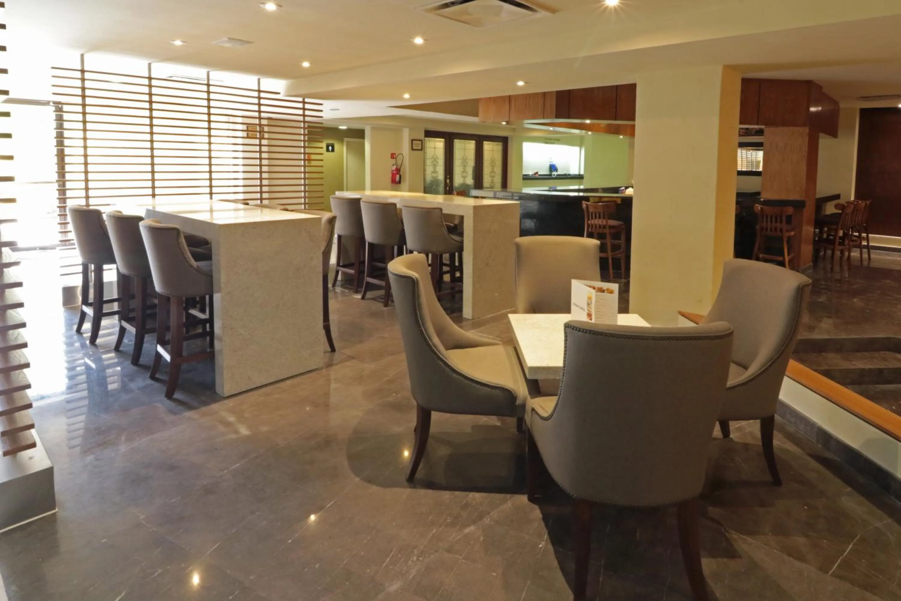 Lounge or bar in Holiday Inn Monterrey Norte by IHG