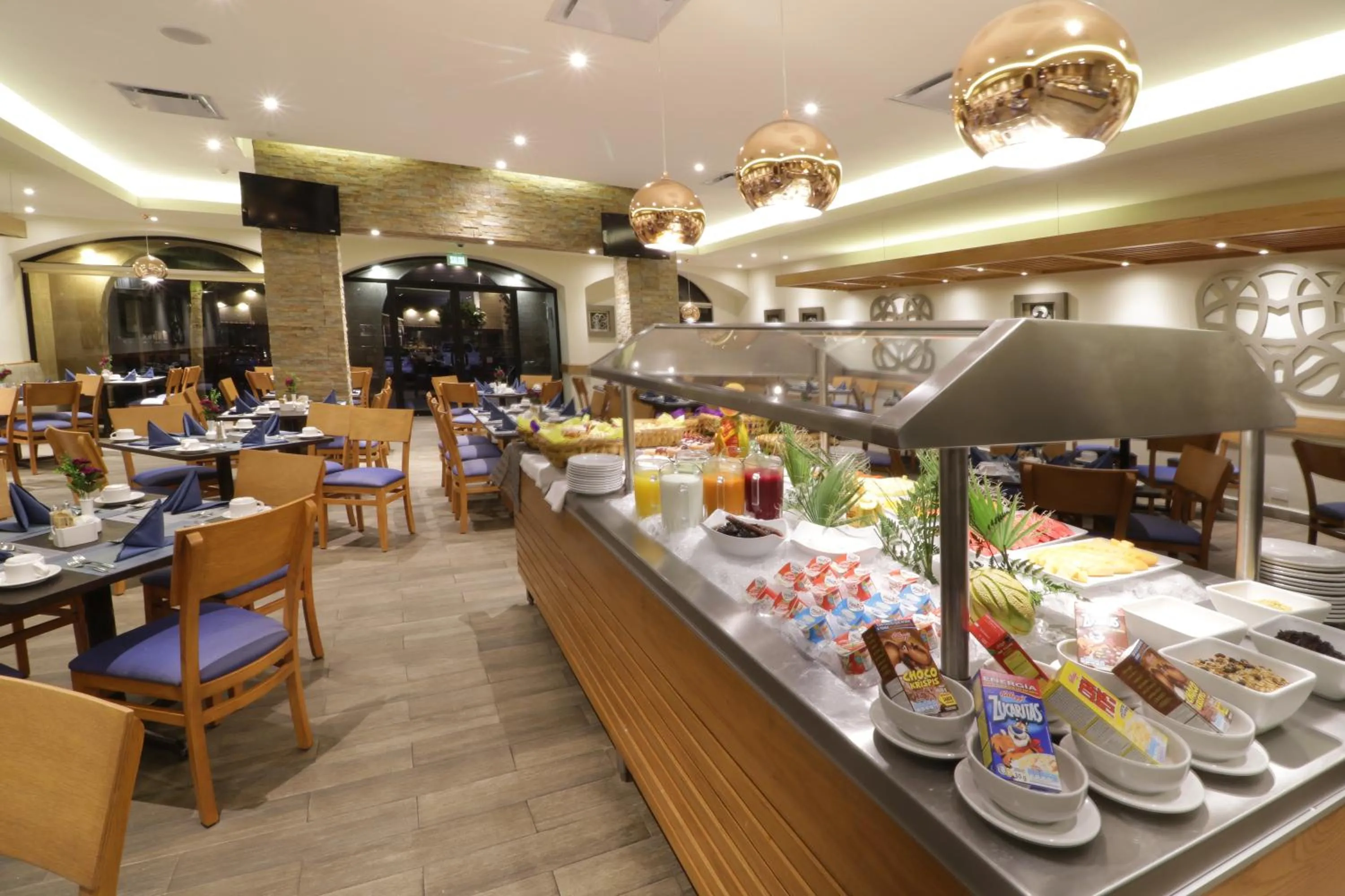 Restaurant/places to eat in Holiday Inn Monterrey Norte by IHG