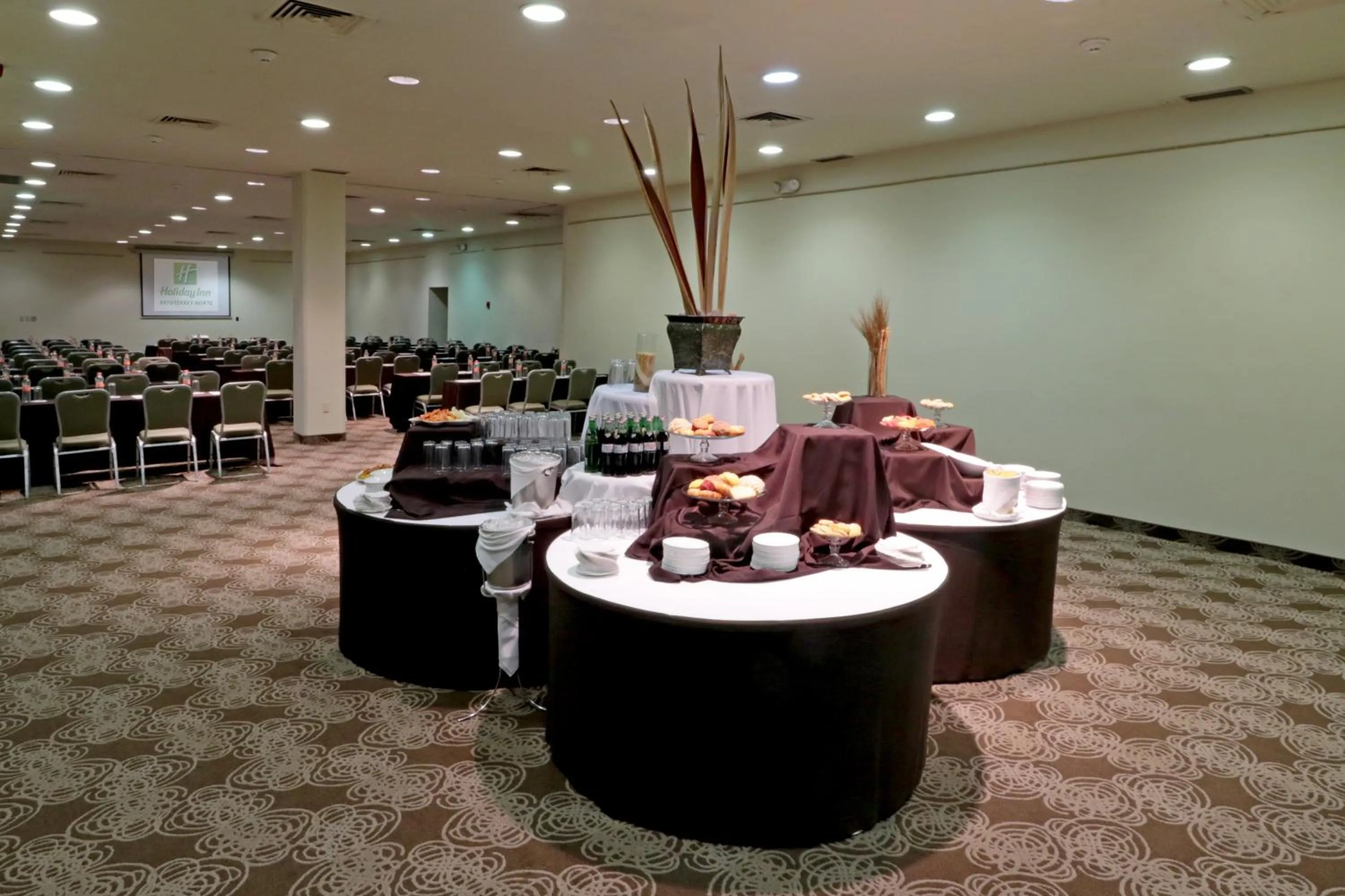 Meeting/conference room in Holiday Inn Monterrey Norte by IHG