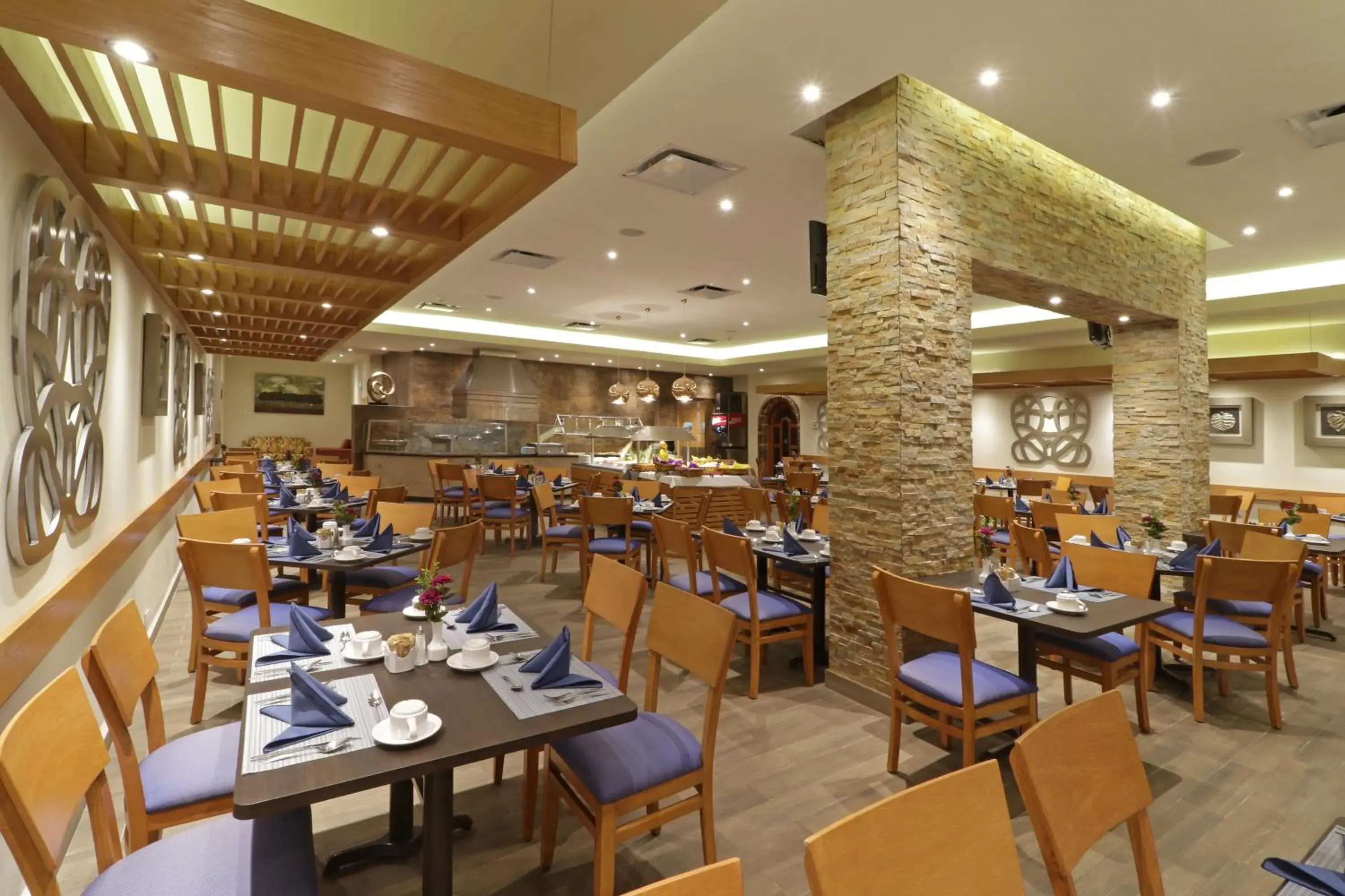 Restaurant/places to eat in Holiday Inn Monterrey Norte by IHG Restaurant/places to eat in Holiday Inn Monterrey Norte by IHG