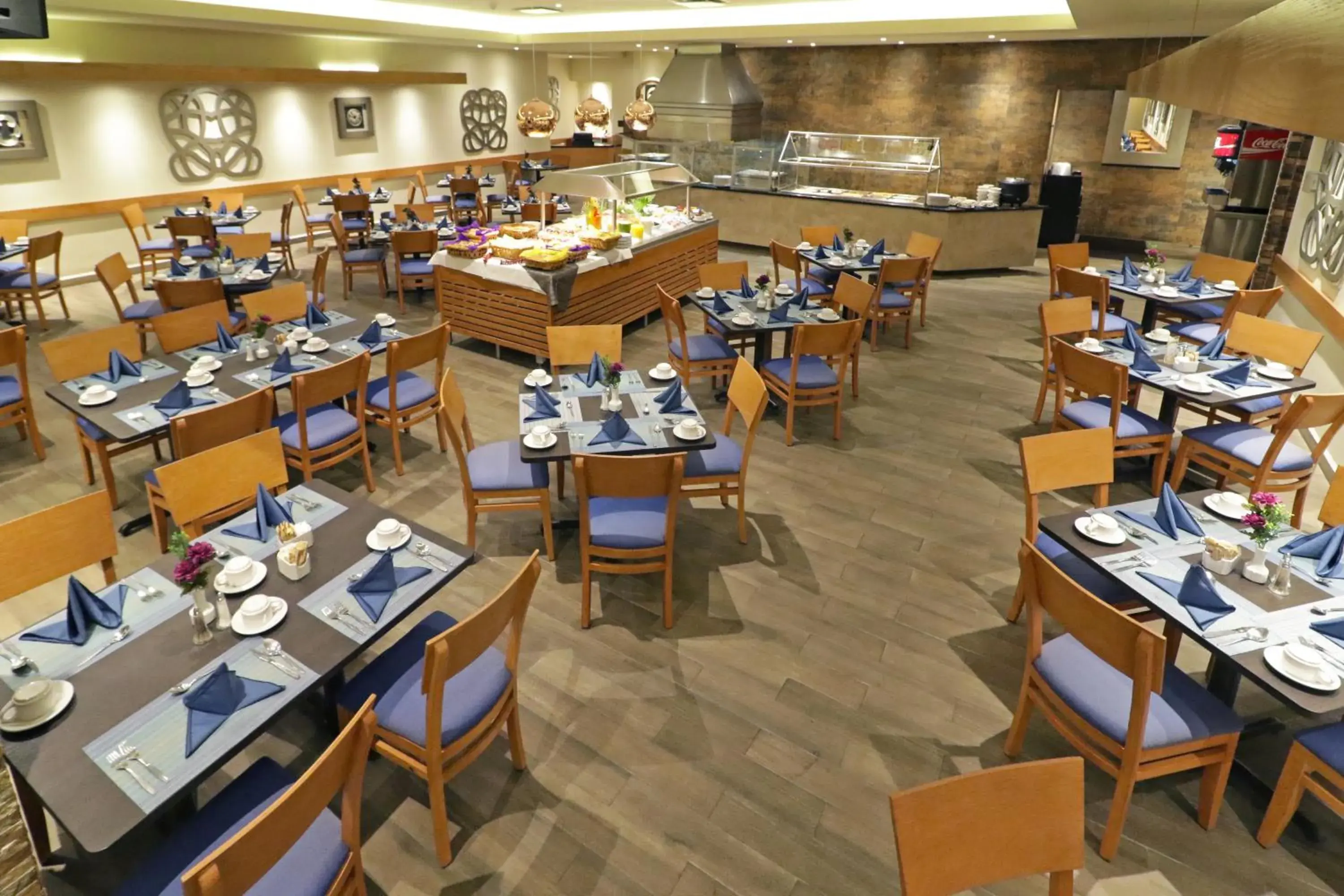 Restaurant/places to eat in Holiday Inn Monterrey Norte by IHG Restaurant/places to eat in Holiday Inn Monterrey Norte by IHG