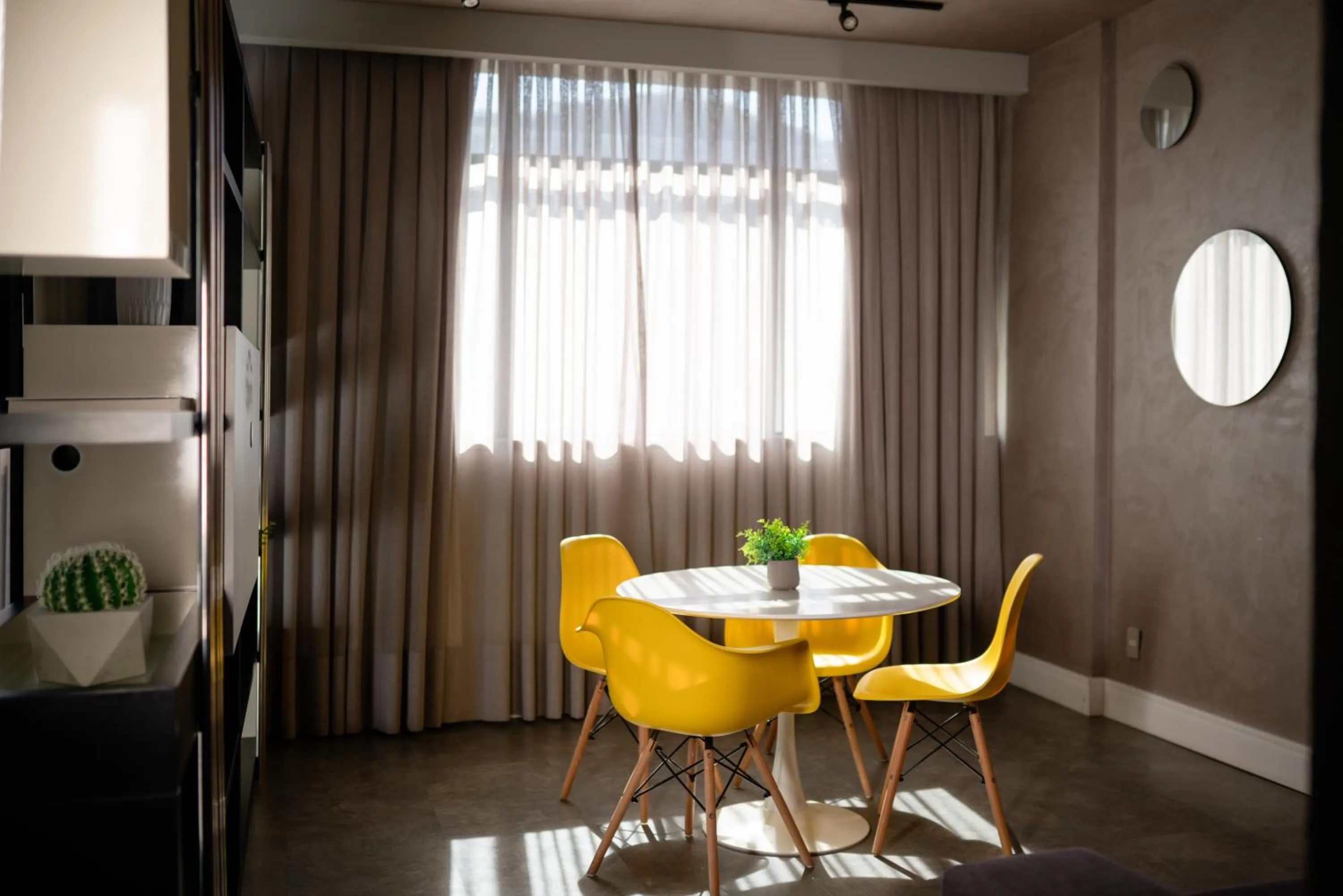 Living room in Victory Business Hotel