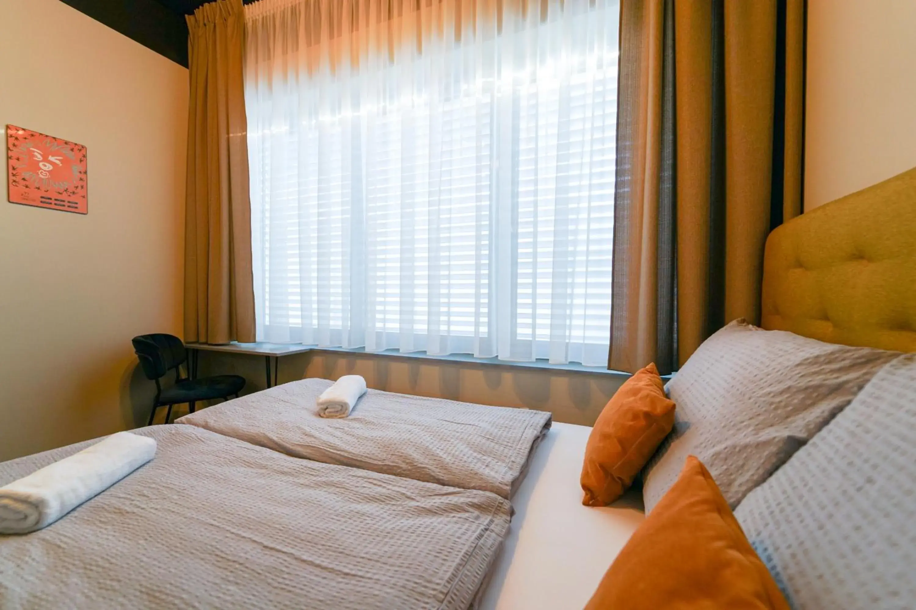 NFT Cabin for 2 | Private with window in CHORS like a hotel - Capsule & NFT Boutique Hostel Bratislava - City Center NFT Cabin for 2 | Private with window in CHORS like a hotel - Capsule & NFT Boutique Hostel Bratislava - City Center