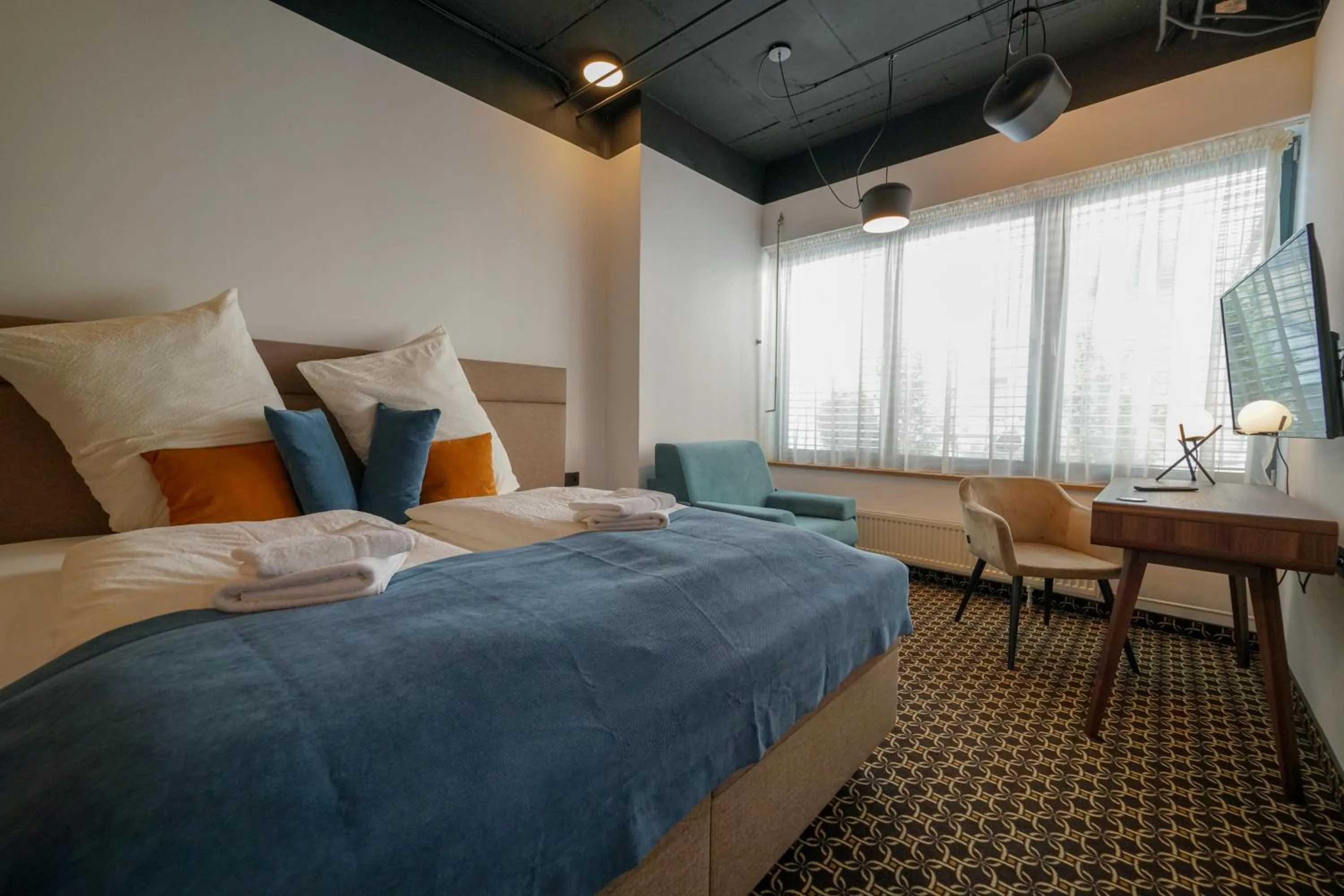 Bed in CHORS like a hotel - Capsule & NFT Boutique Hostel Bratislava - City Center