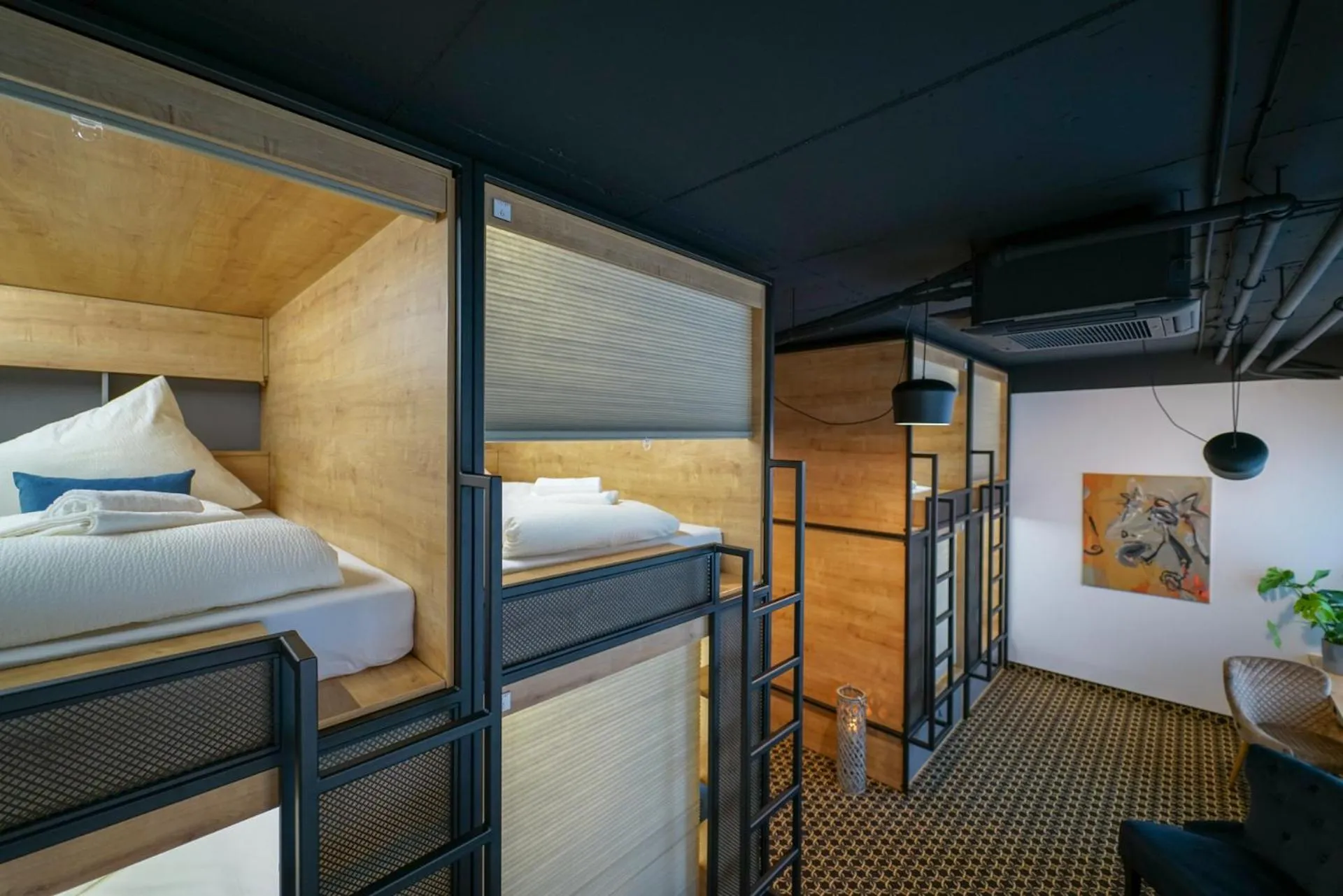 Bed in CHORS like a hotel - Capsule & NFT Boutique Hostel Bratislava - City Center