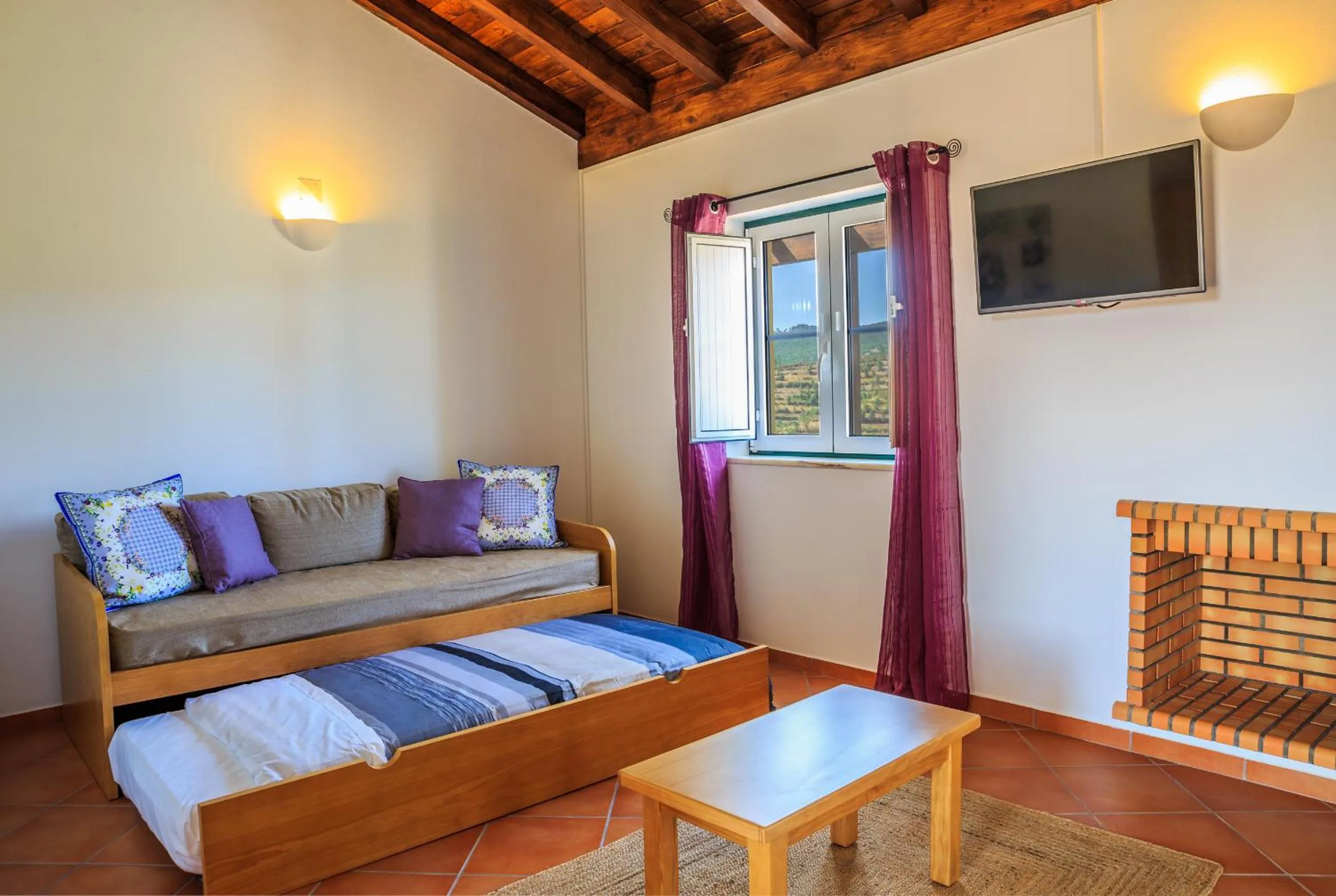 Bed in Nave Redonda do Cerro – Countryside & Nature