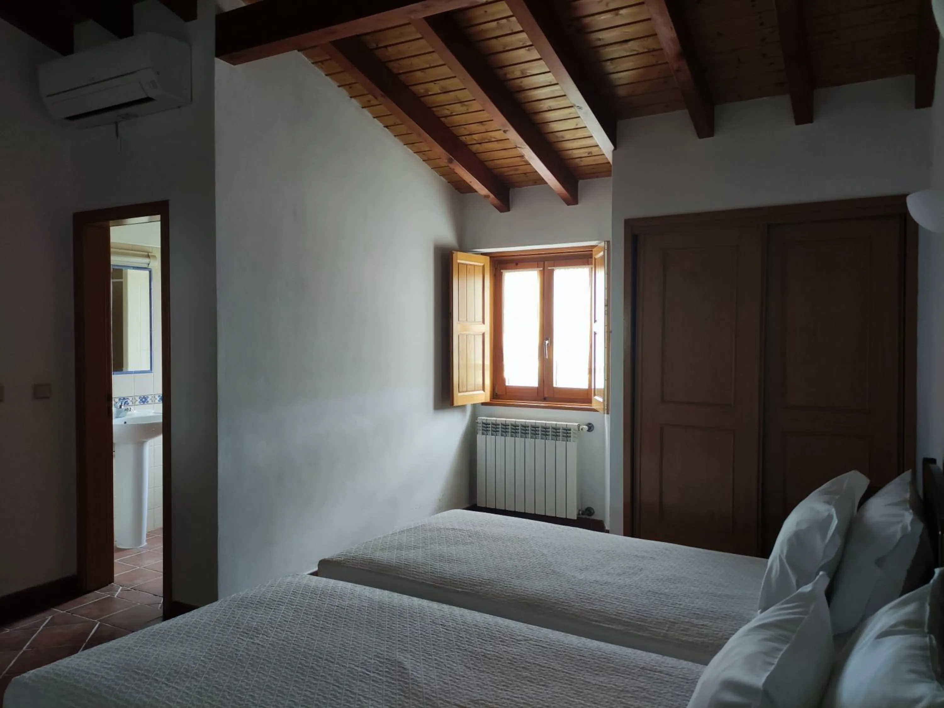 Bed in Nave Redonda do Cerro – Countryside & Nature