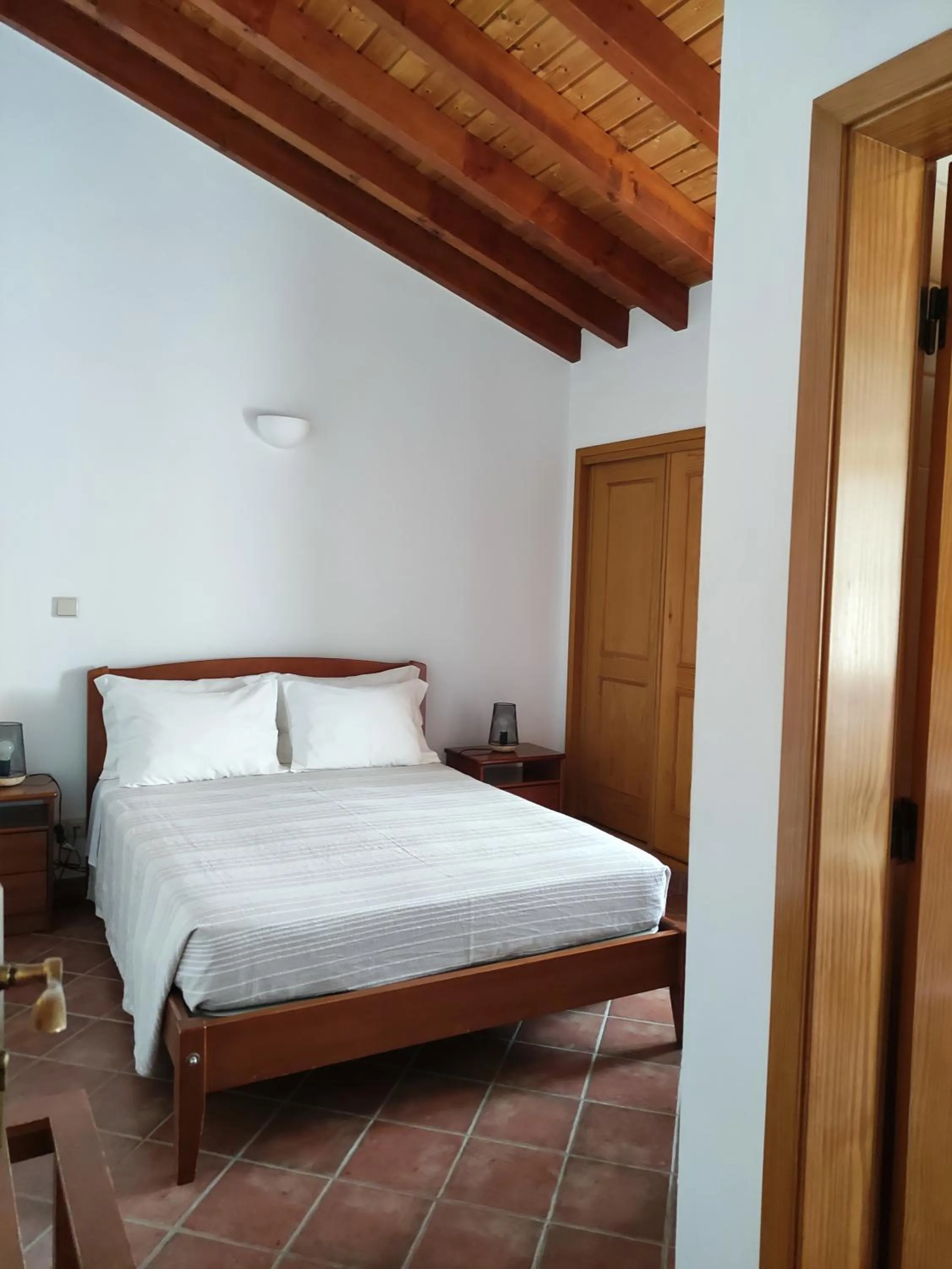Bed in Nave Redonda do Cerro – Countryside & Nature
