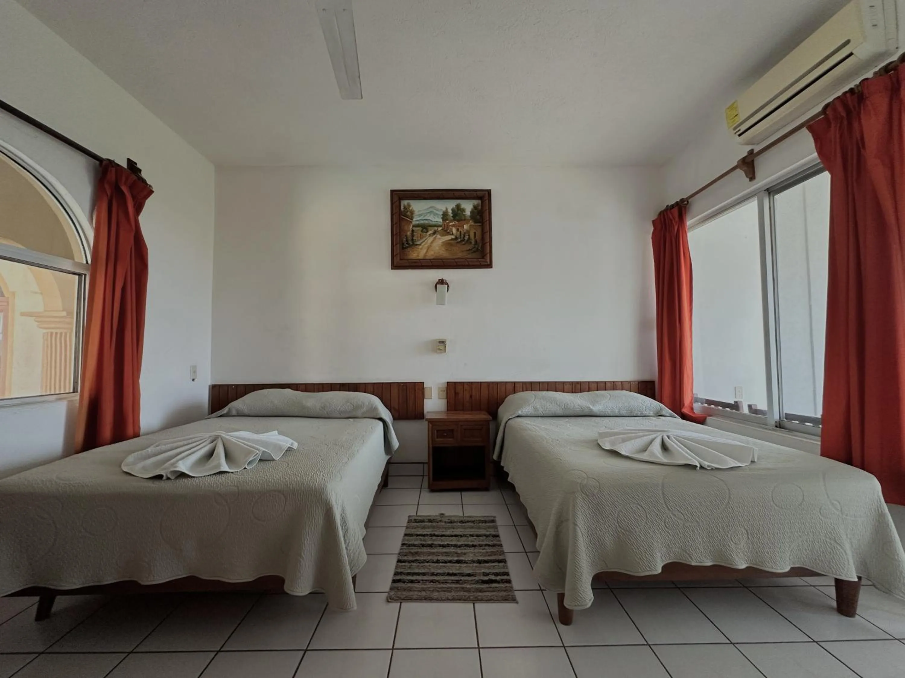 Photo of the whole room, Bed in Hotel San Juan