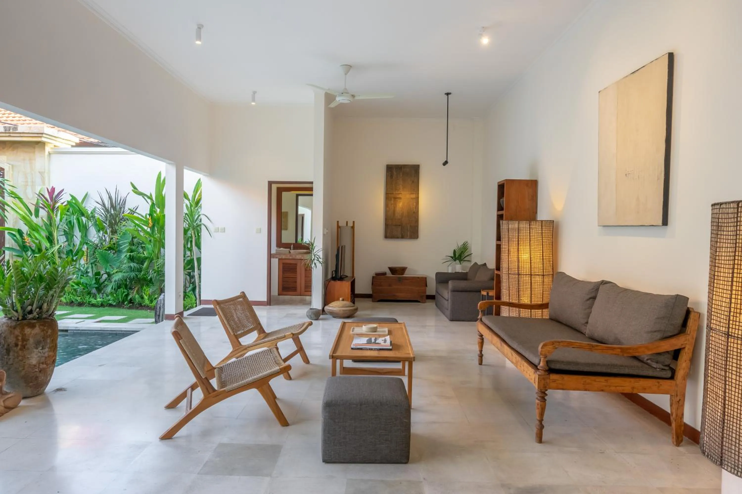 TV and multimedia in Amandaru Villa by RPM