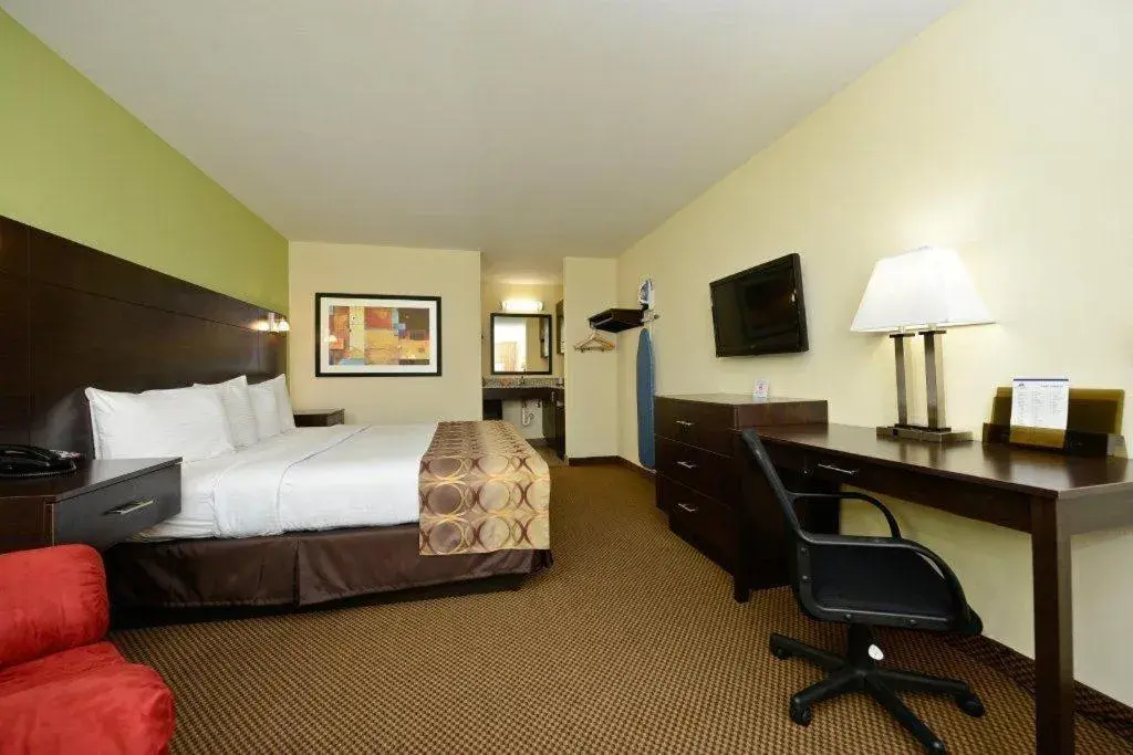 Photo of the whole room, Bed in Americas Best Value Inn Lake Charles Interstate 210 Photo of the whole room, Bed in Americas Best Value Inn Lake Charles Interstate 210