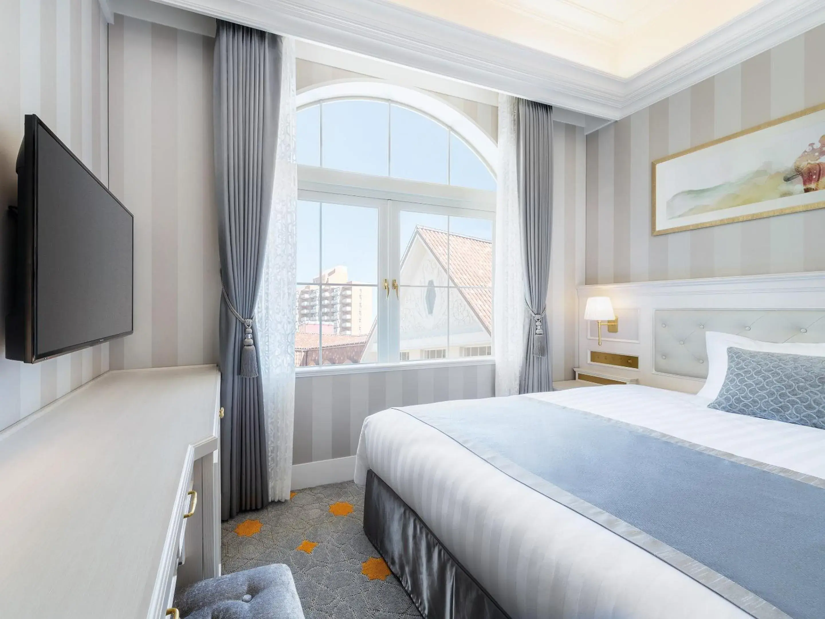 Bedroom, Bed in Takarazuka Hotel Bedroom, Bed in Takarazuka Hotel