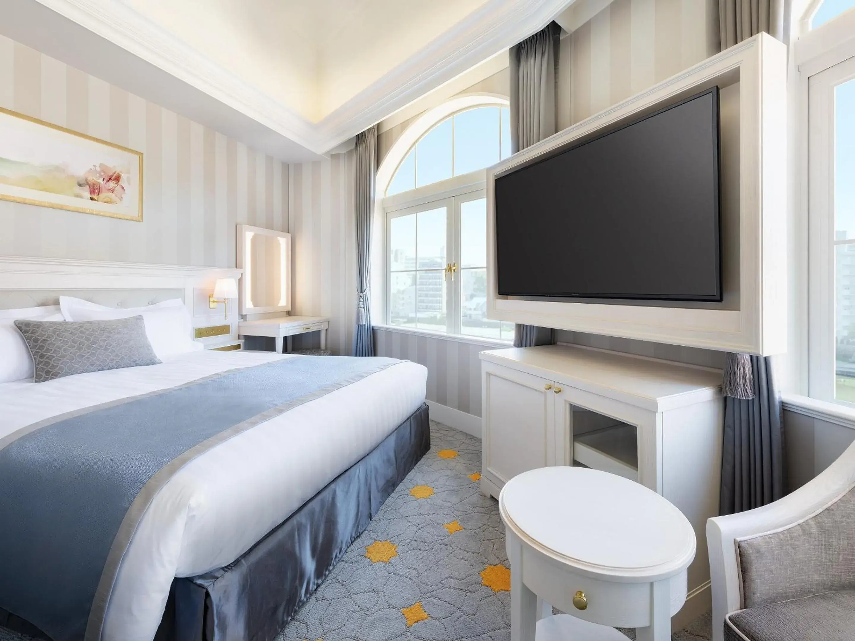 Bedroom, Bed in Takarazuka Hotel Bedroom, Bed in Takarazuka Hotel