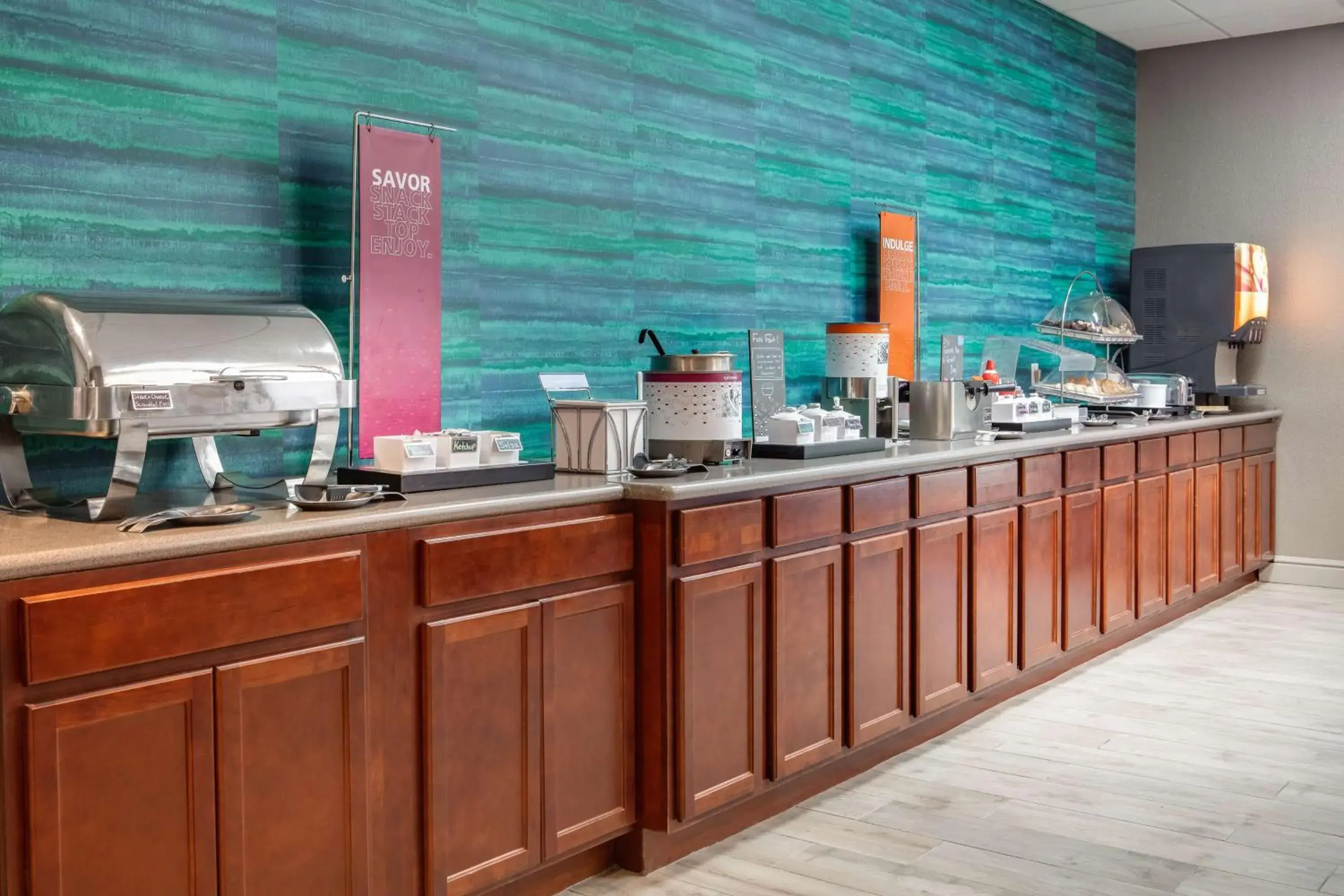 Breakfast in Hampton Inn Freeport Breakfast in Hampton Inn Freeport