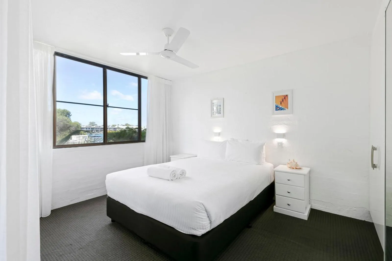 Bedroom, Bed in Sun Lagoon Resort