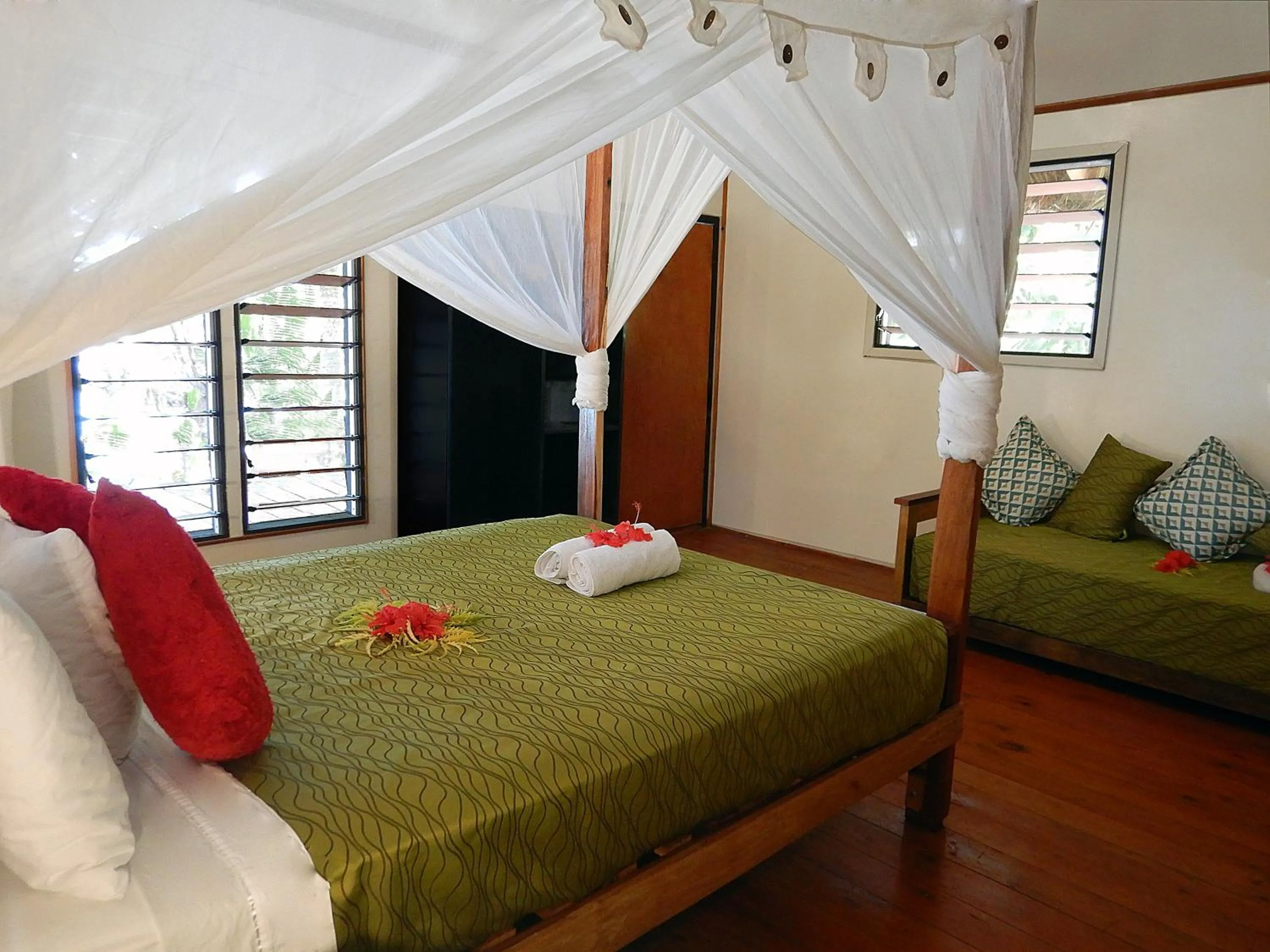 Bed in Maqai Beach Eco Resort