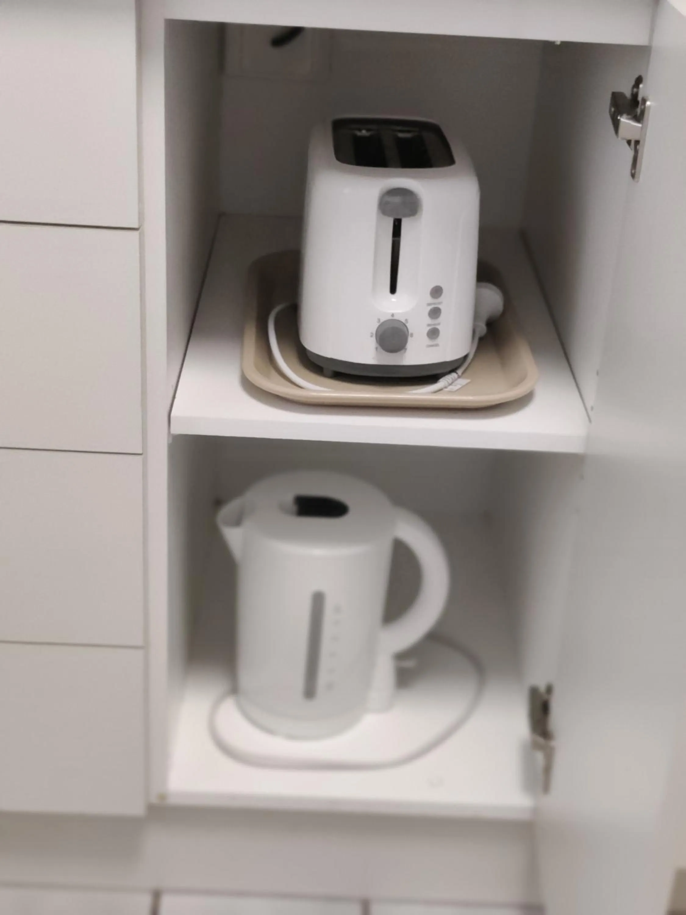 Kitchen or kitchenette in Belvoir Village Motel & Apartments Wodonga