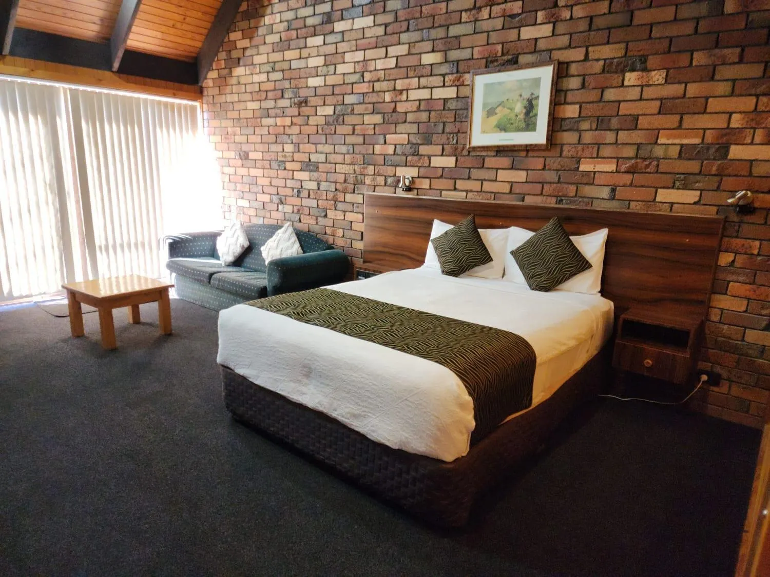 Bed in Belvoir Village Motel & Apartments Wodonga