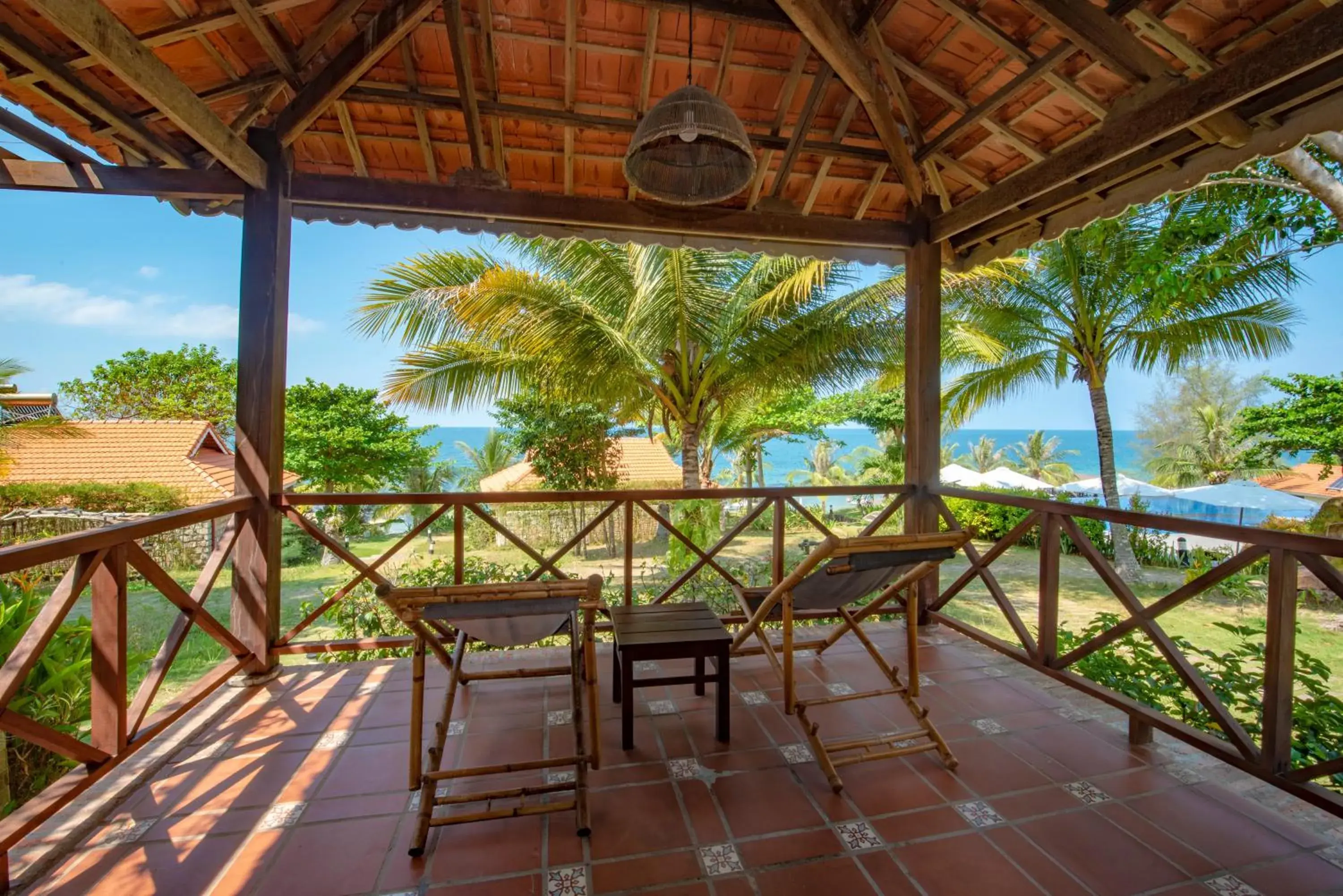 Deluxe Bungalow with Sea View in Phu Quoc Eco Beach Resort Deluxe Bungalow with Sea View in Phu Quoc Eco Beach Resort