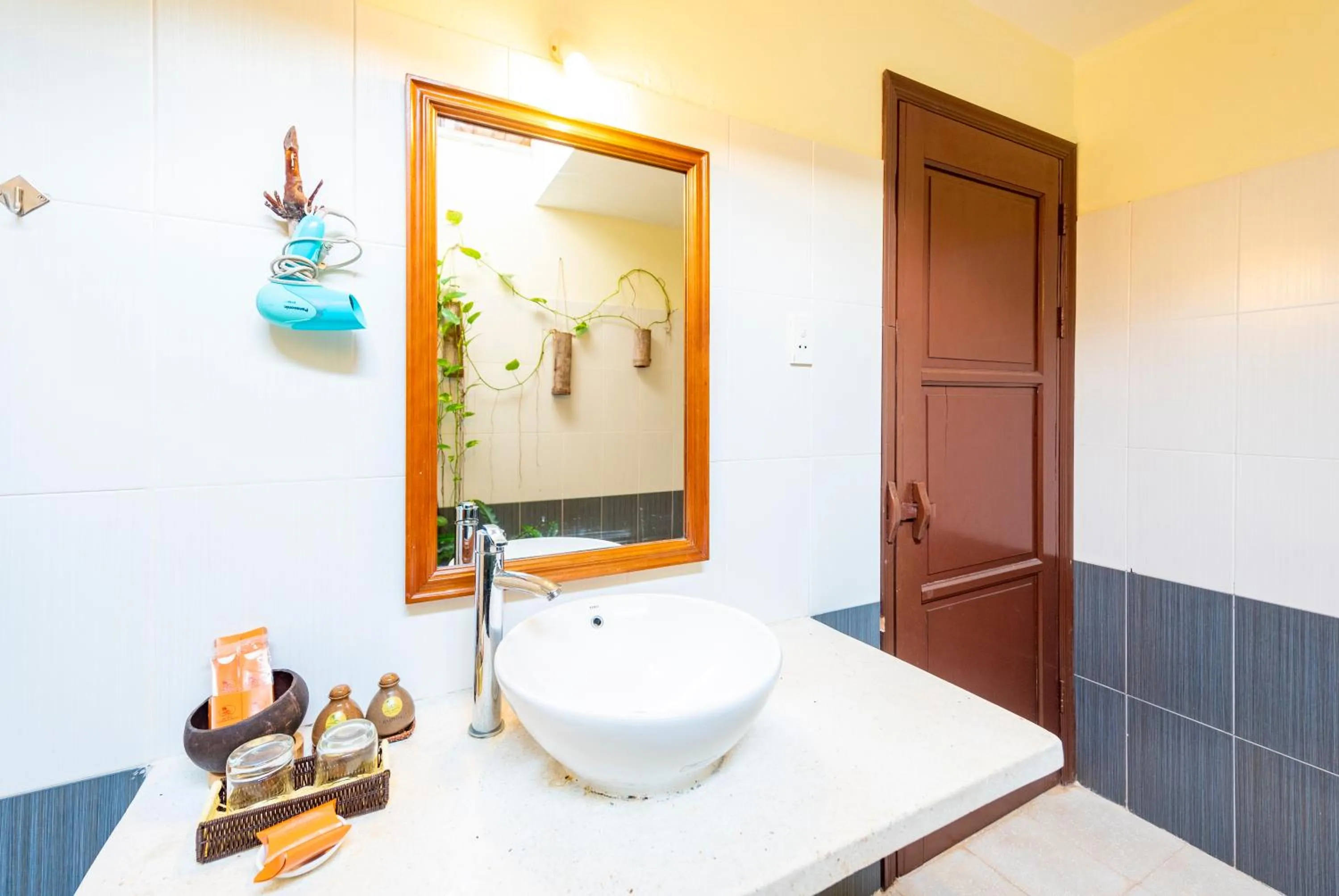 Toilet in Phu Quoc Eco Beach Resort