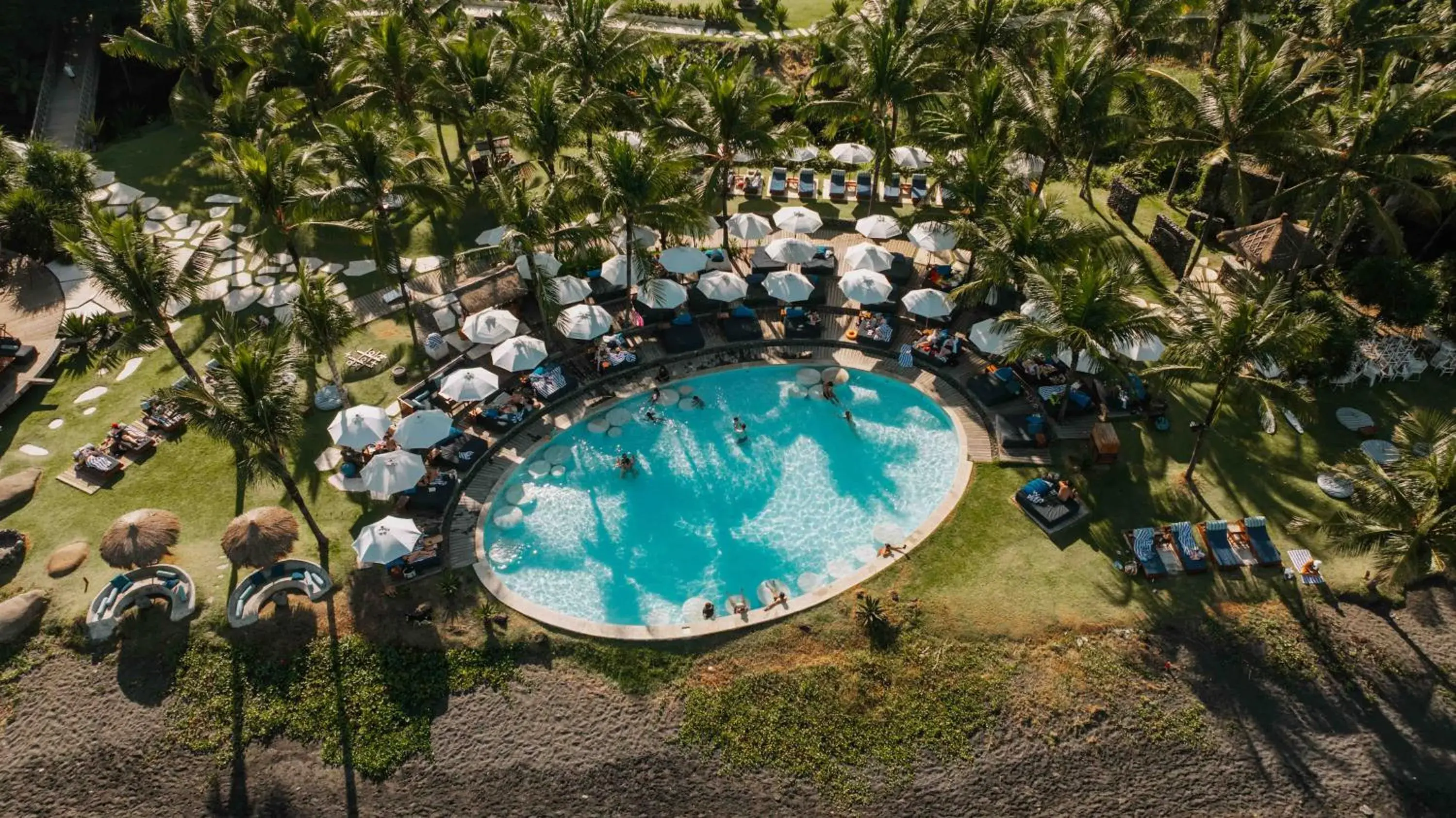 Property building in Hotel Komune and Beach Club Bali Property building in Hotel Komune and Beach Club Bali