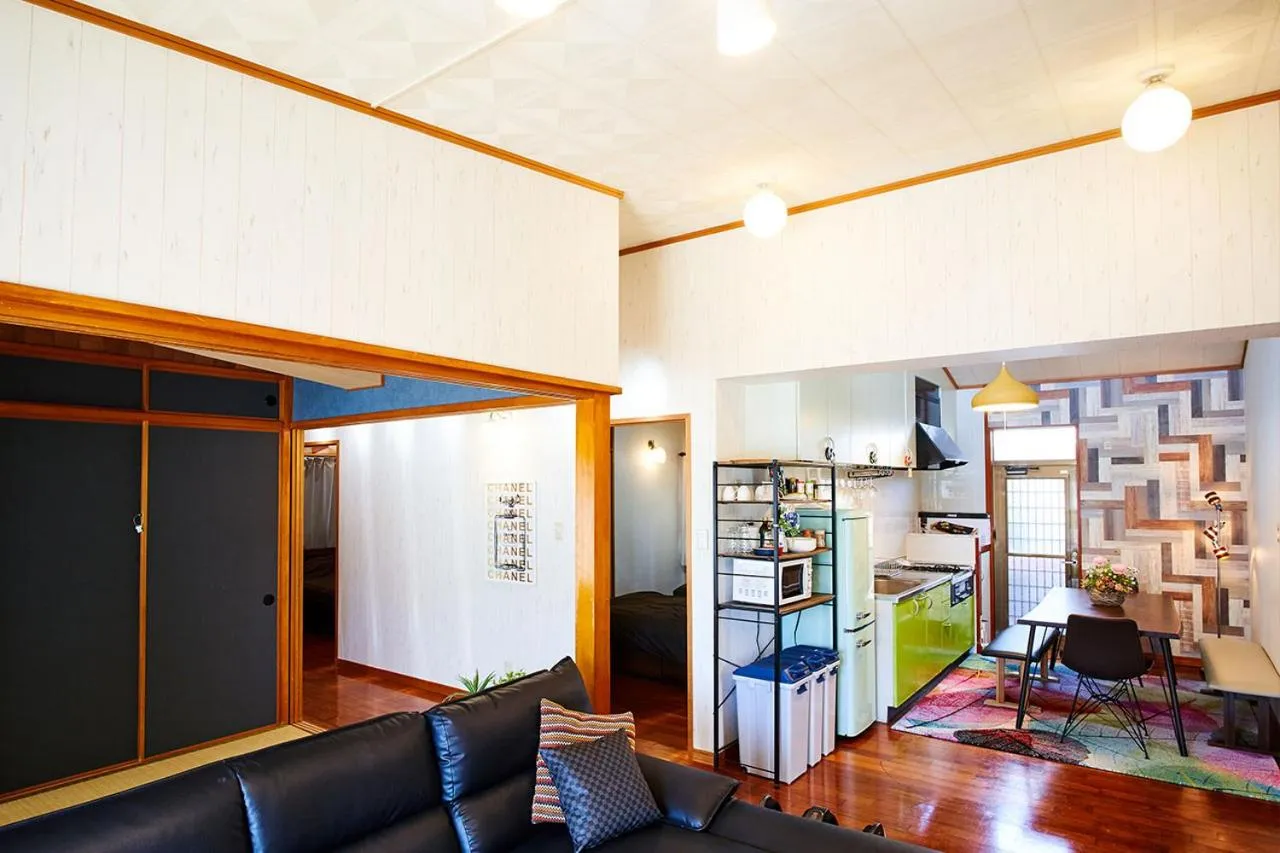 Terrace House Tsubokawa