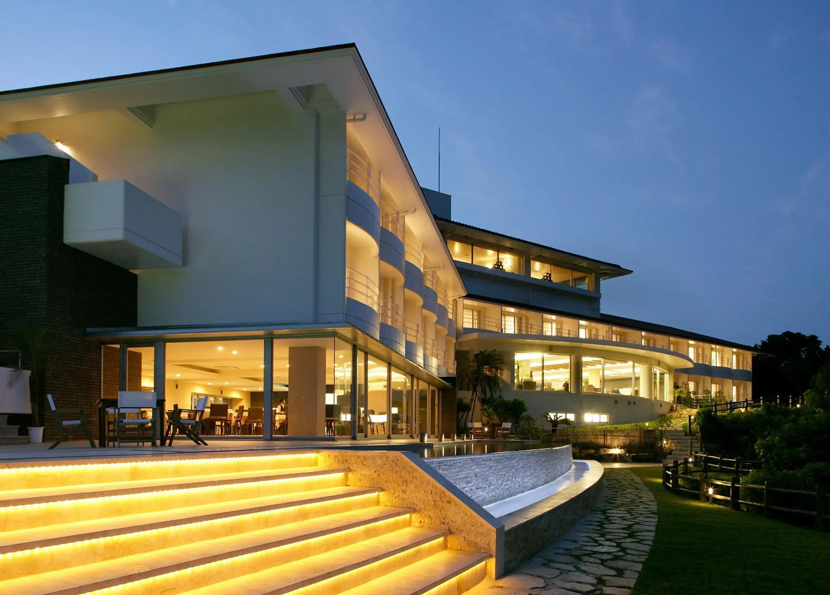 Facade/entrance in Hotel Hamahigashima Resort Facade/entrance in Hotel Hamahigashima Resort