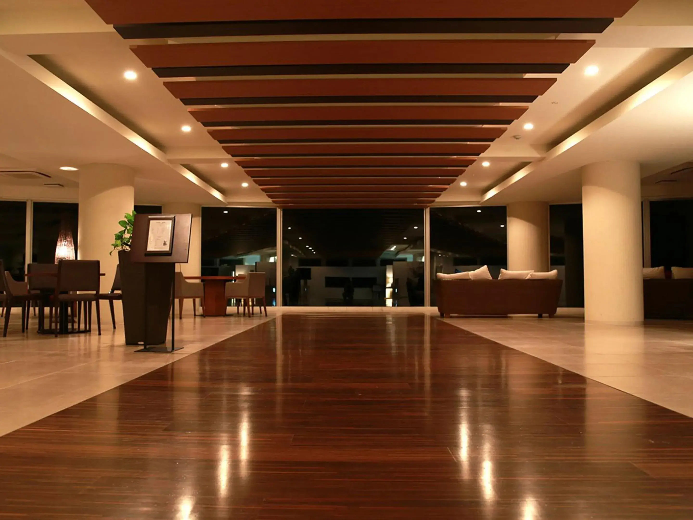 Lounge or bar in Hotel Hamahigashima Resort Lounge or bar in Hotel Hamahigashima Resort