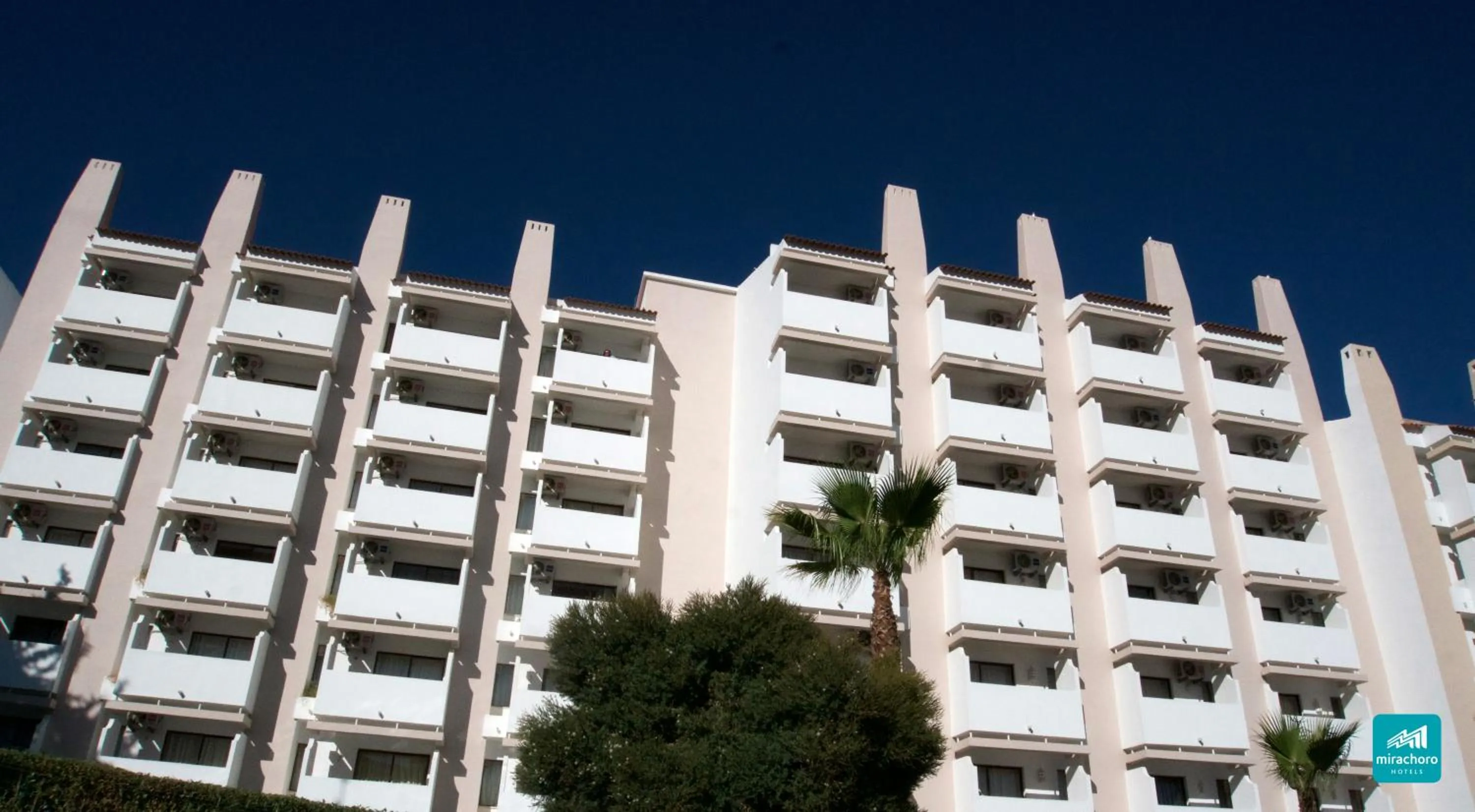 Facade/entrance in Mirachoro Albufeira