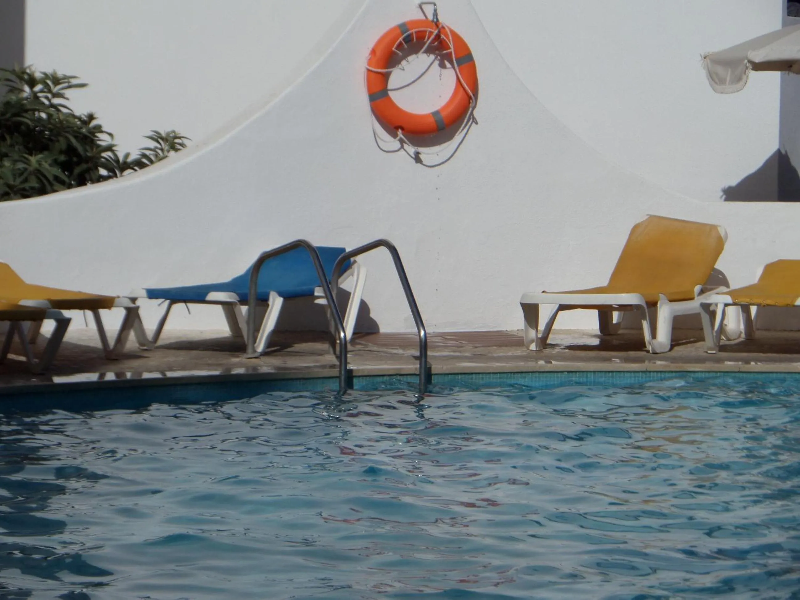 Swimming pool in Mirachoro Albufeira