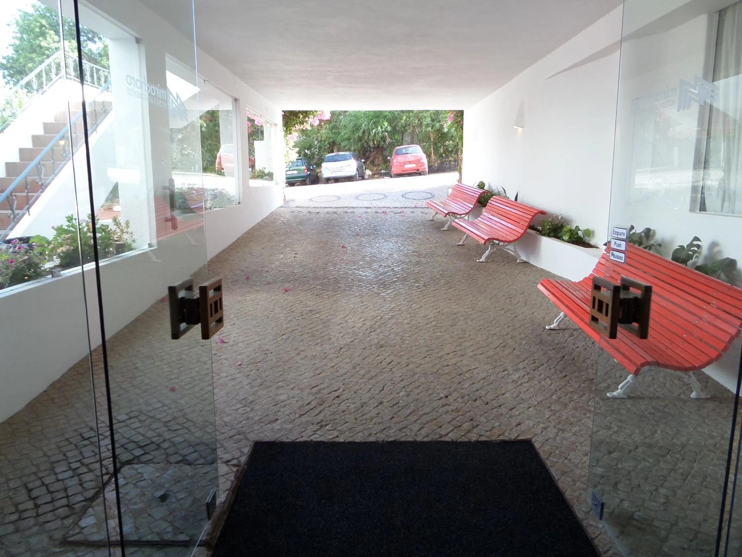 Facade/entrance in Mirachoro Albufeira