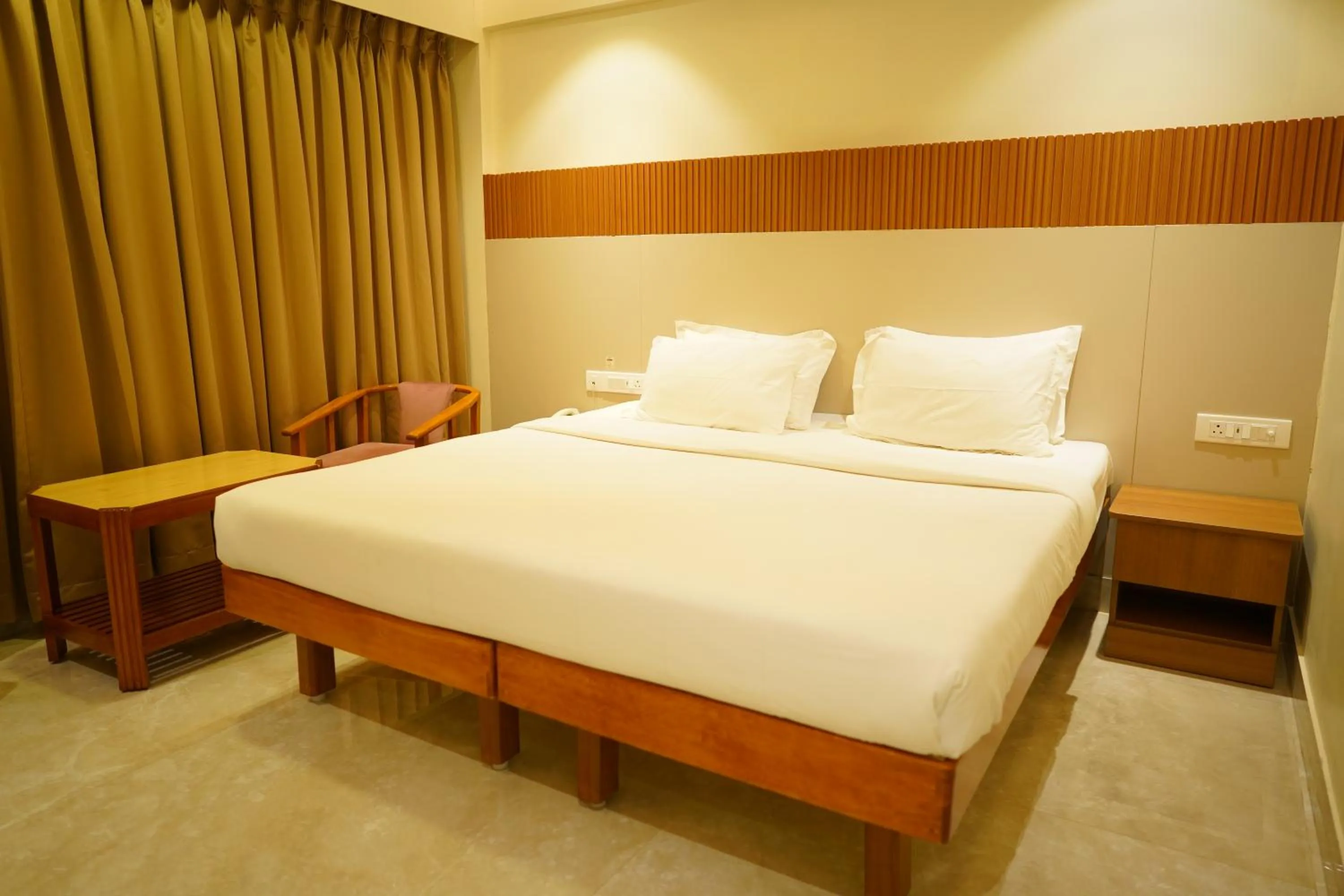 Bed in Hotel Surguru