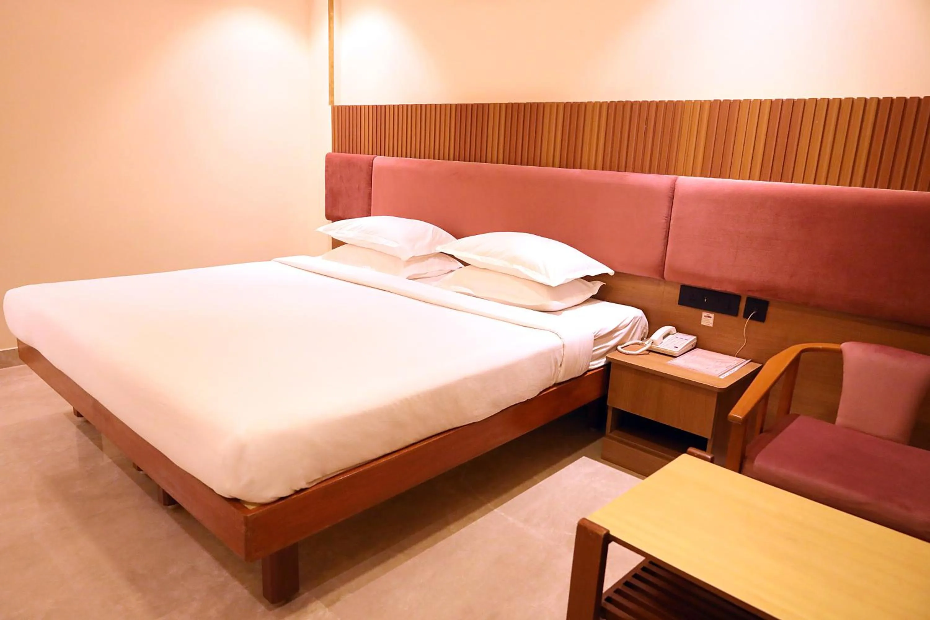 Bed in Hotel Surguru