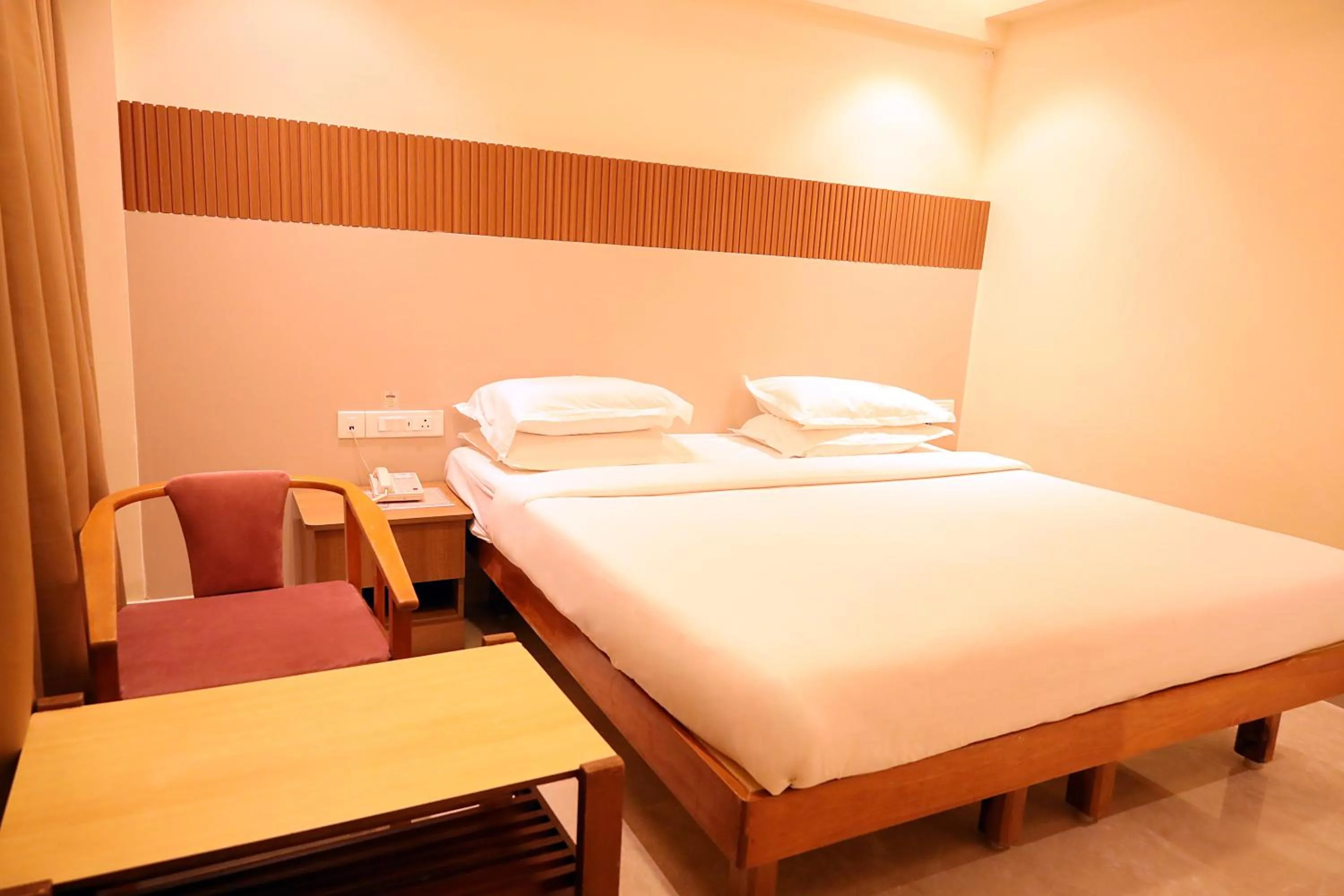 Bed in Hotel Surguru