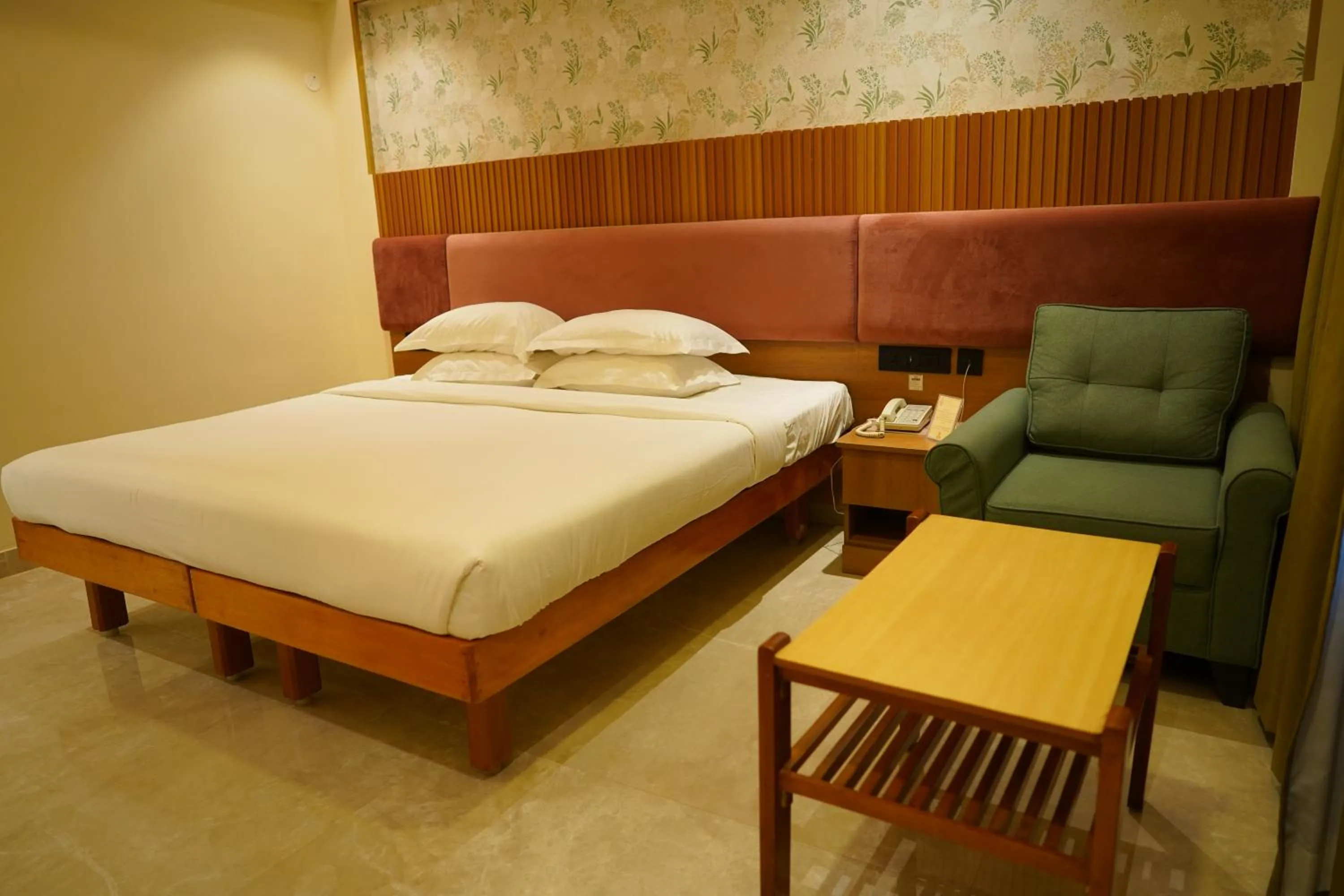 Bed in Hotel Surguru