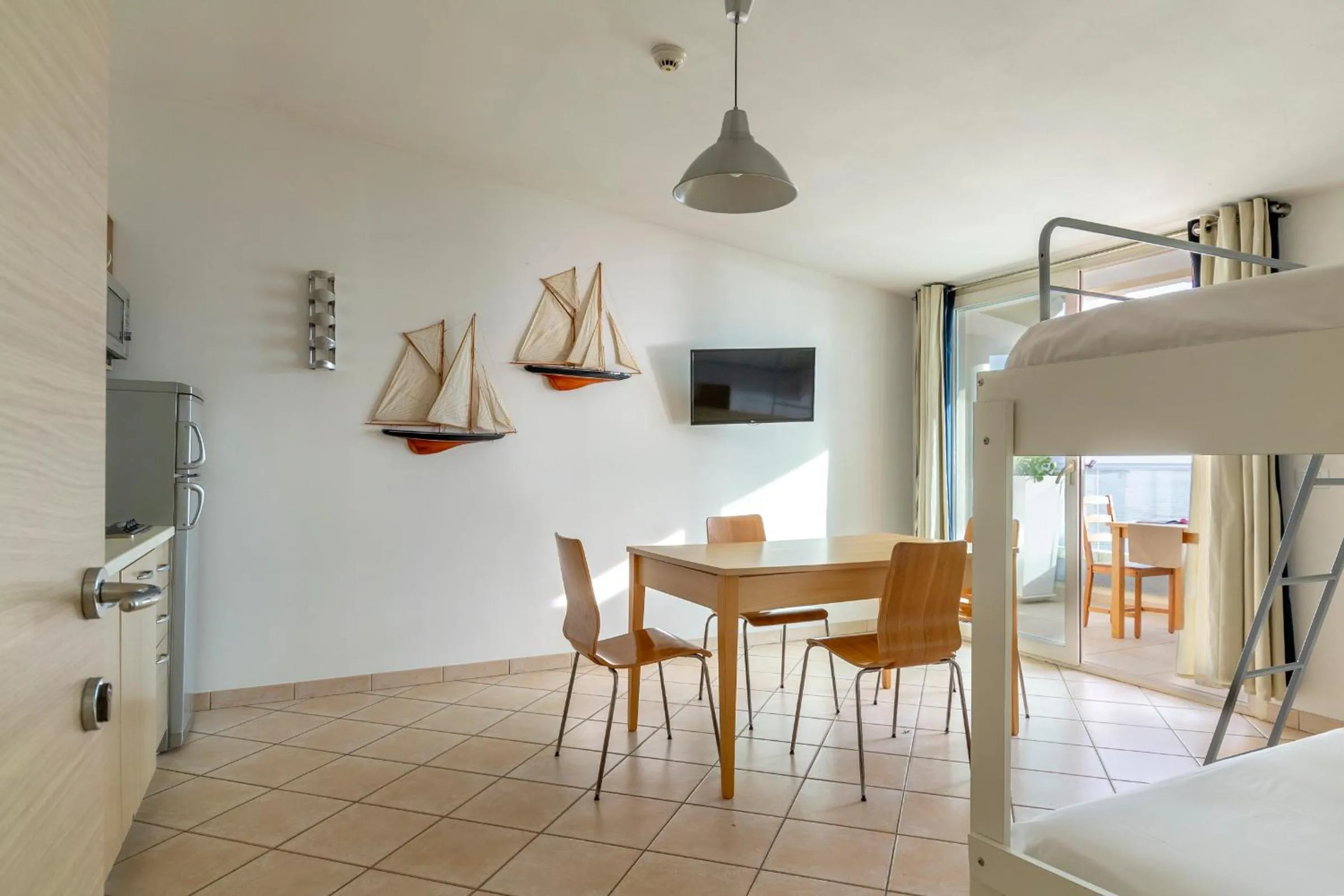 Living room, Bed in Residence Solar