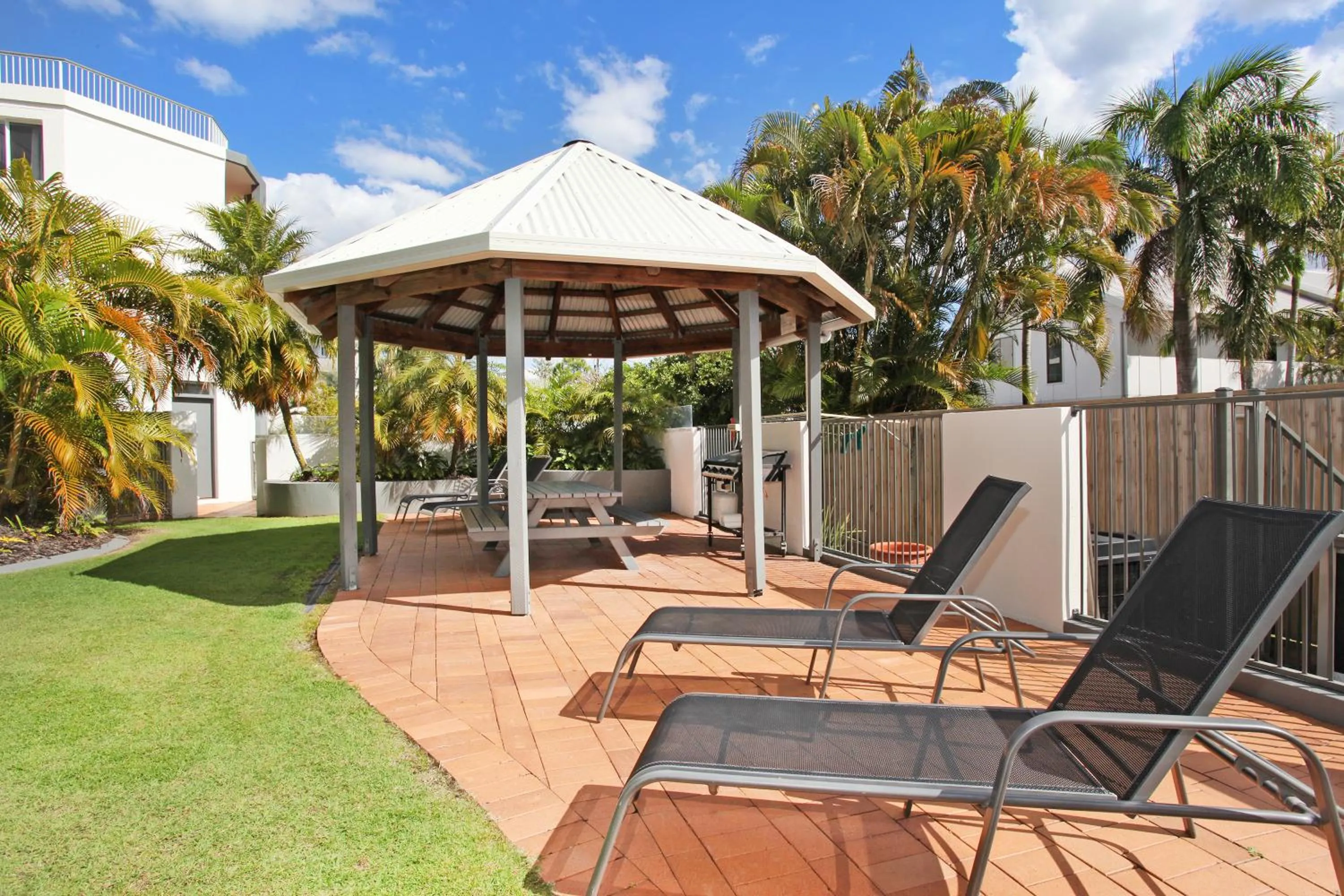 BBQ facilities in Dockside Apartments Mooloolaba