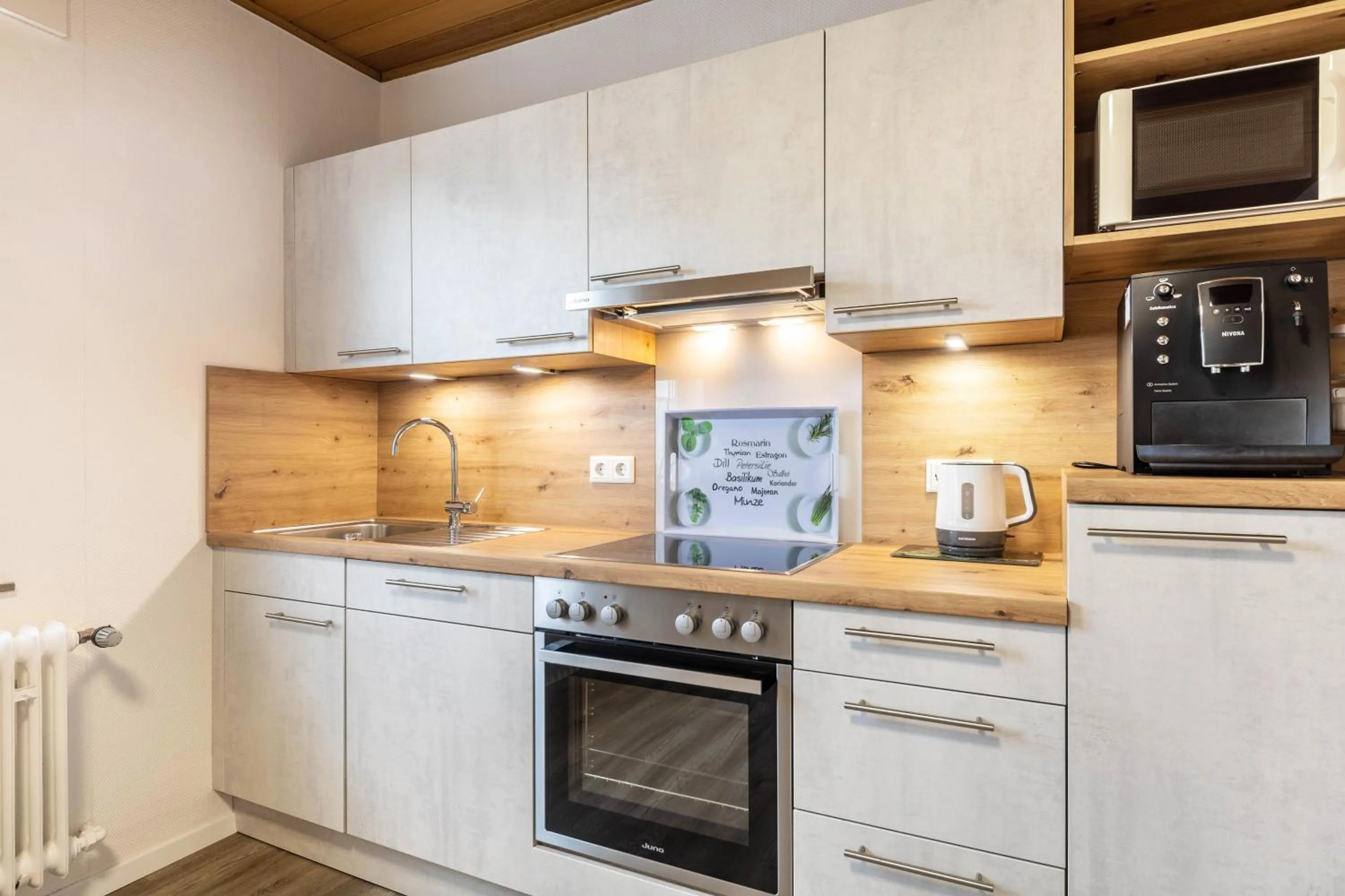 Kitchen or kitchenette in Ferienwohnung Landblick