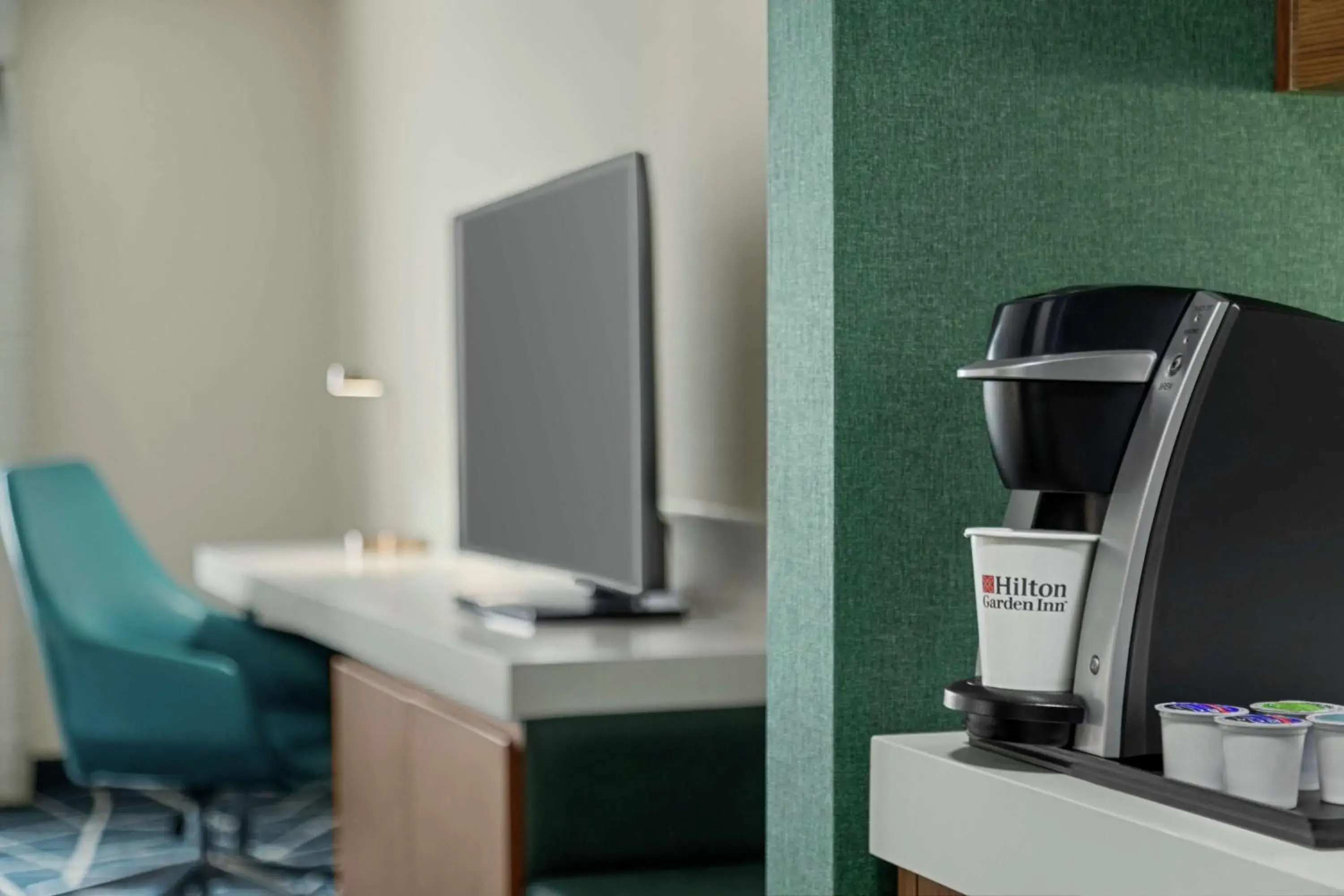 Photo of the whole room in Hilton Garden Inn Kitchener/Cambridge Photo of the whole room in Hilton Garden Inn Kitchener/Cambridge