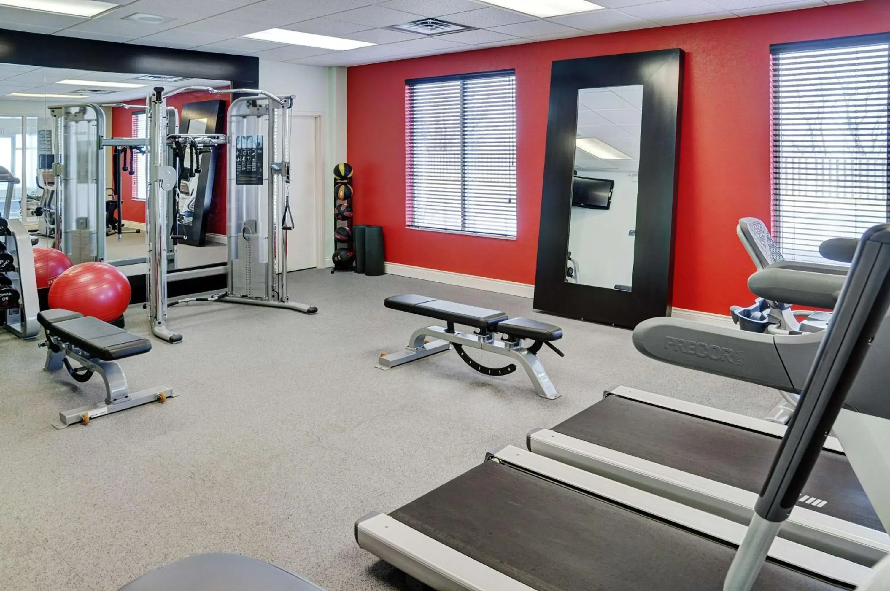 Fitness centre/facilities in Hilton Garden Inn Kitchener/Cambridge Fitness centre/facilities in Hilton Garden Inn Kitchener/Cambridge