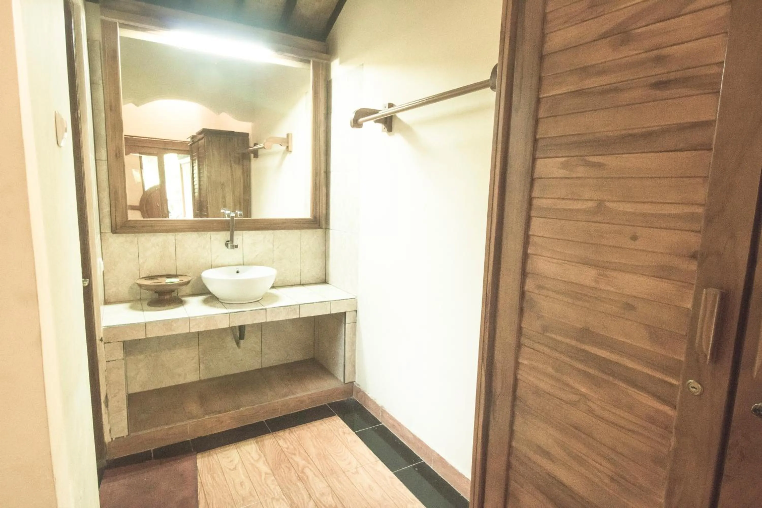 Bathroom in Trijaya Guest House Pemuteran